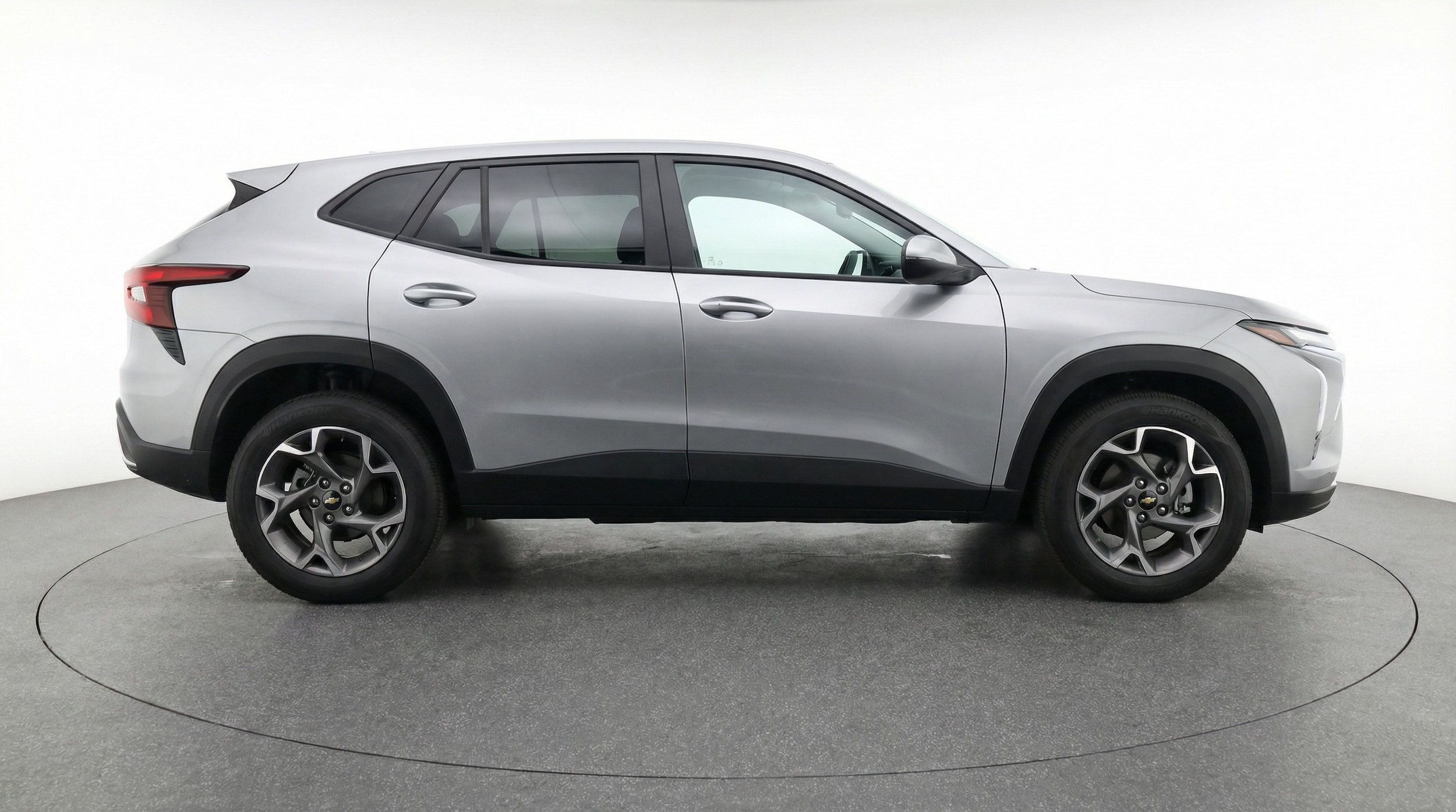 Thumbnail: 2025 Chevrolet Trax - 8