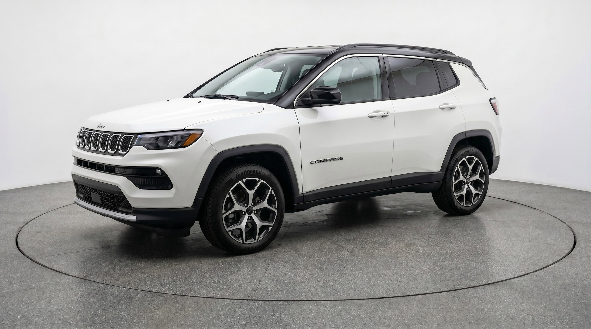 Thumbnail: 2025 Jeep Compass - 3