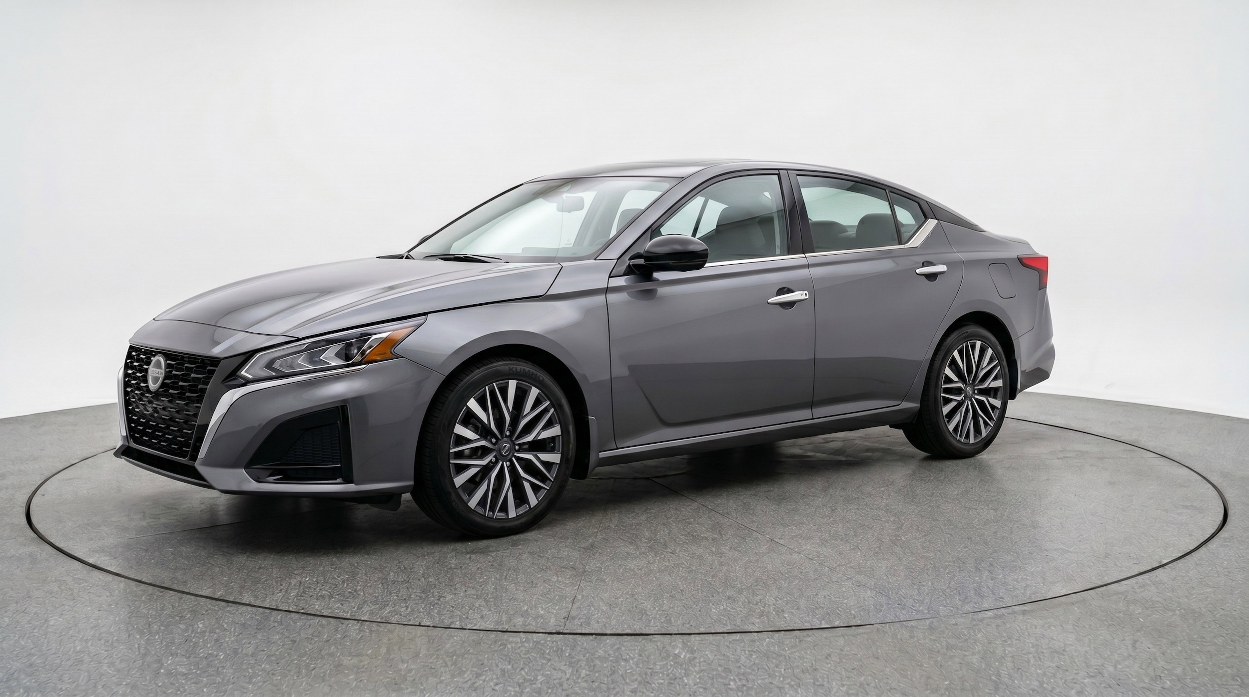 Thumbnail: 2025 Nissan Altima - 3