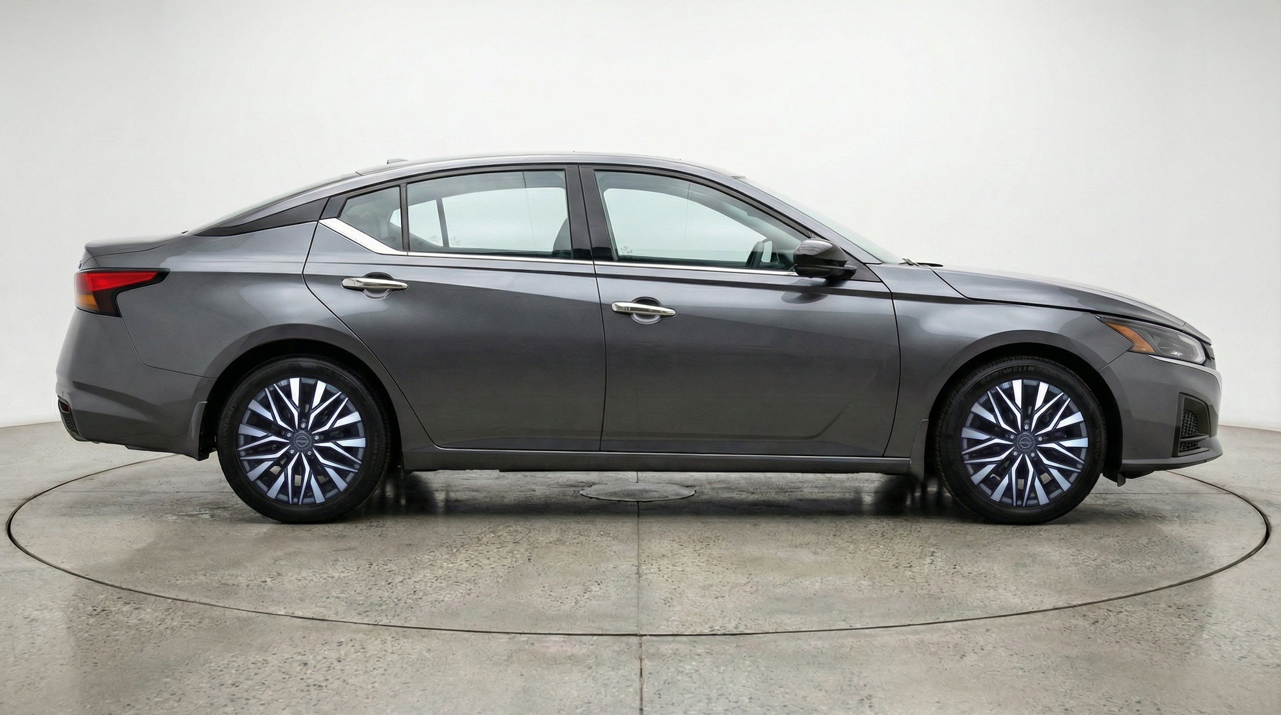 Thumbnail: 2025 Nissan Altima - 11