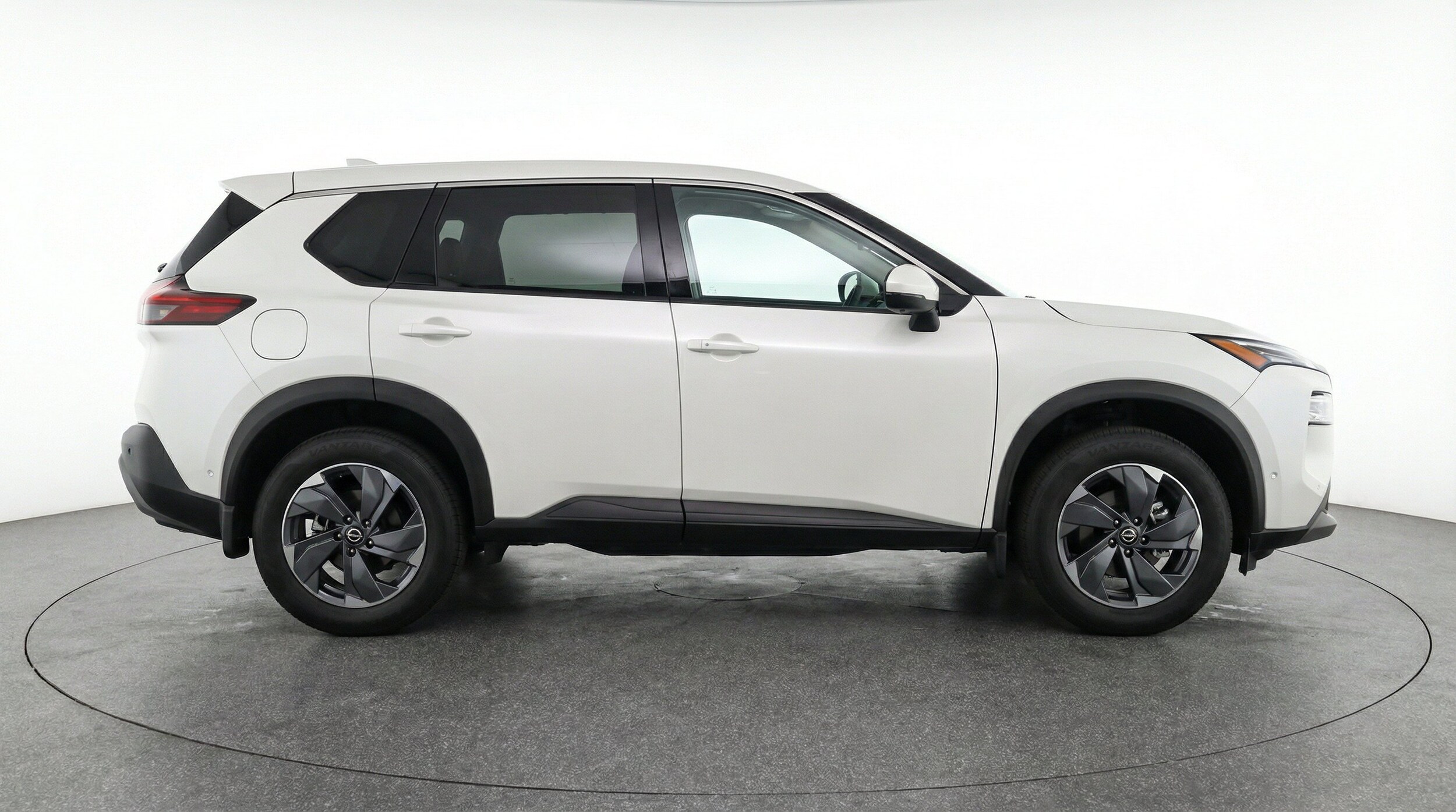 Thumbnail: 2025 Nissan Rogue - 11