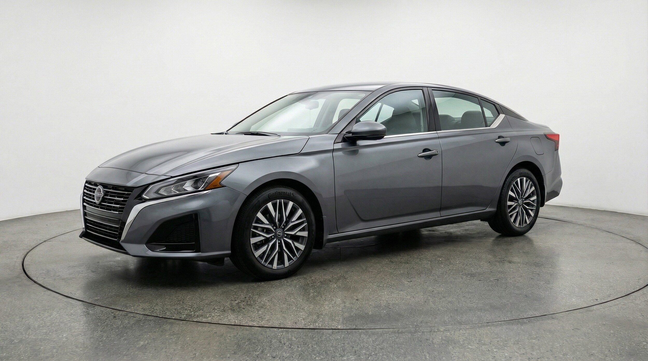 Thumbnail: 2025 Nissan Altima - 3