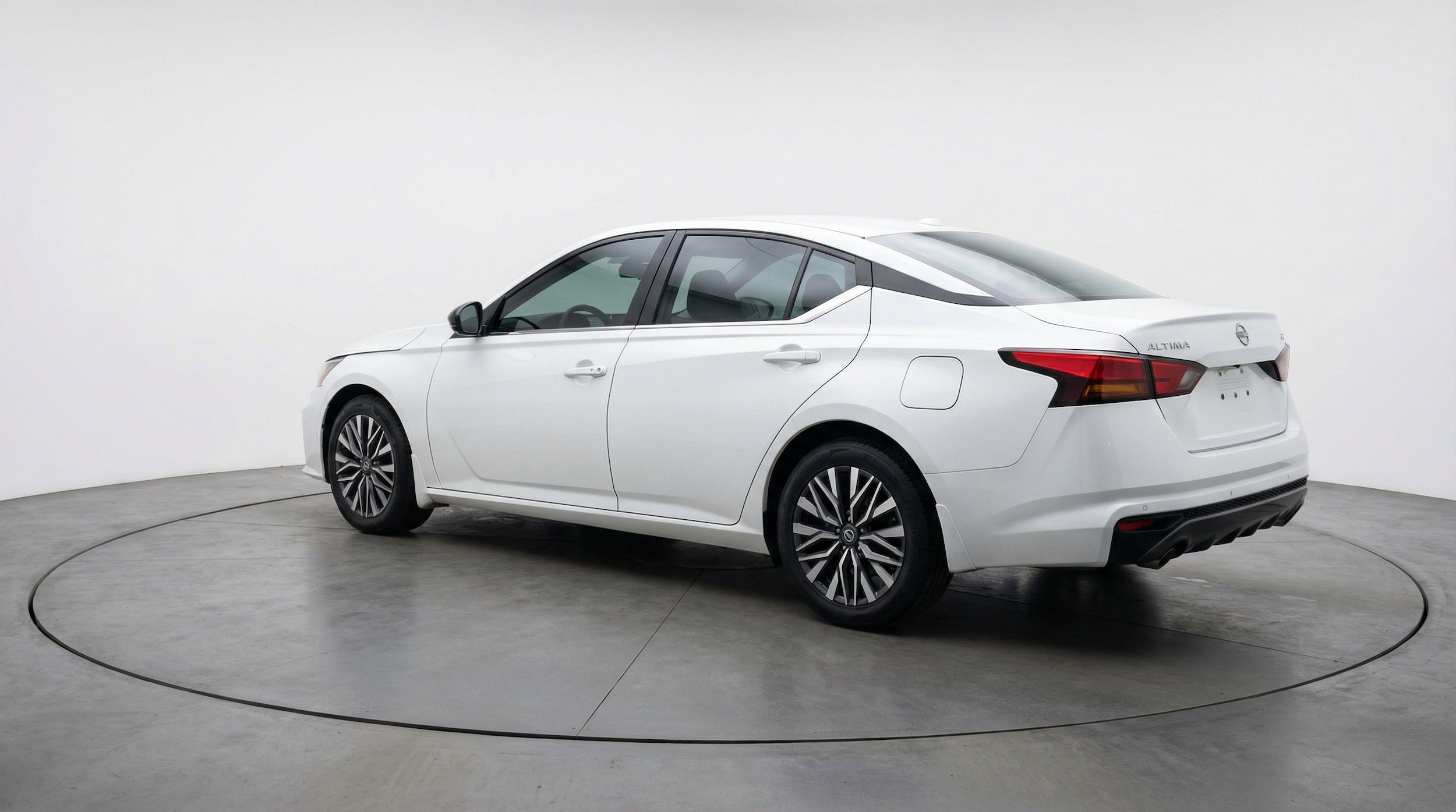 Thumbnail: 2025 Nissan Altima - 6