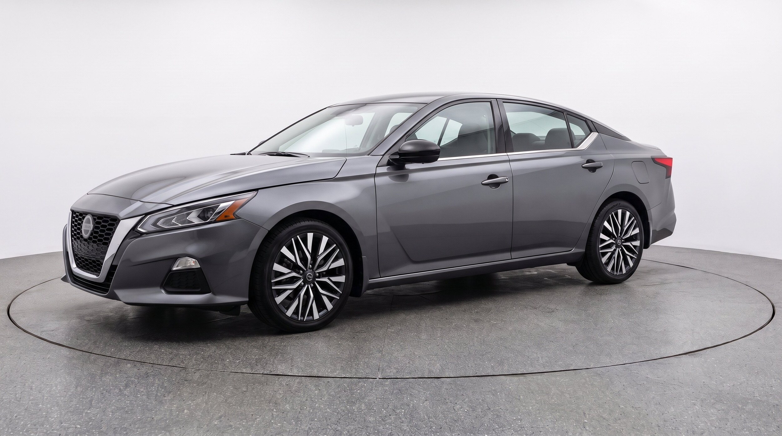Thumbnail: 2025 Nissan Altima - 3
