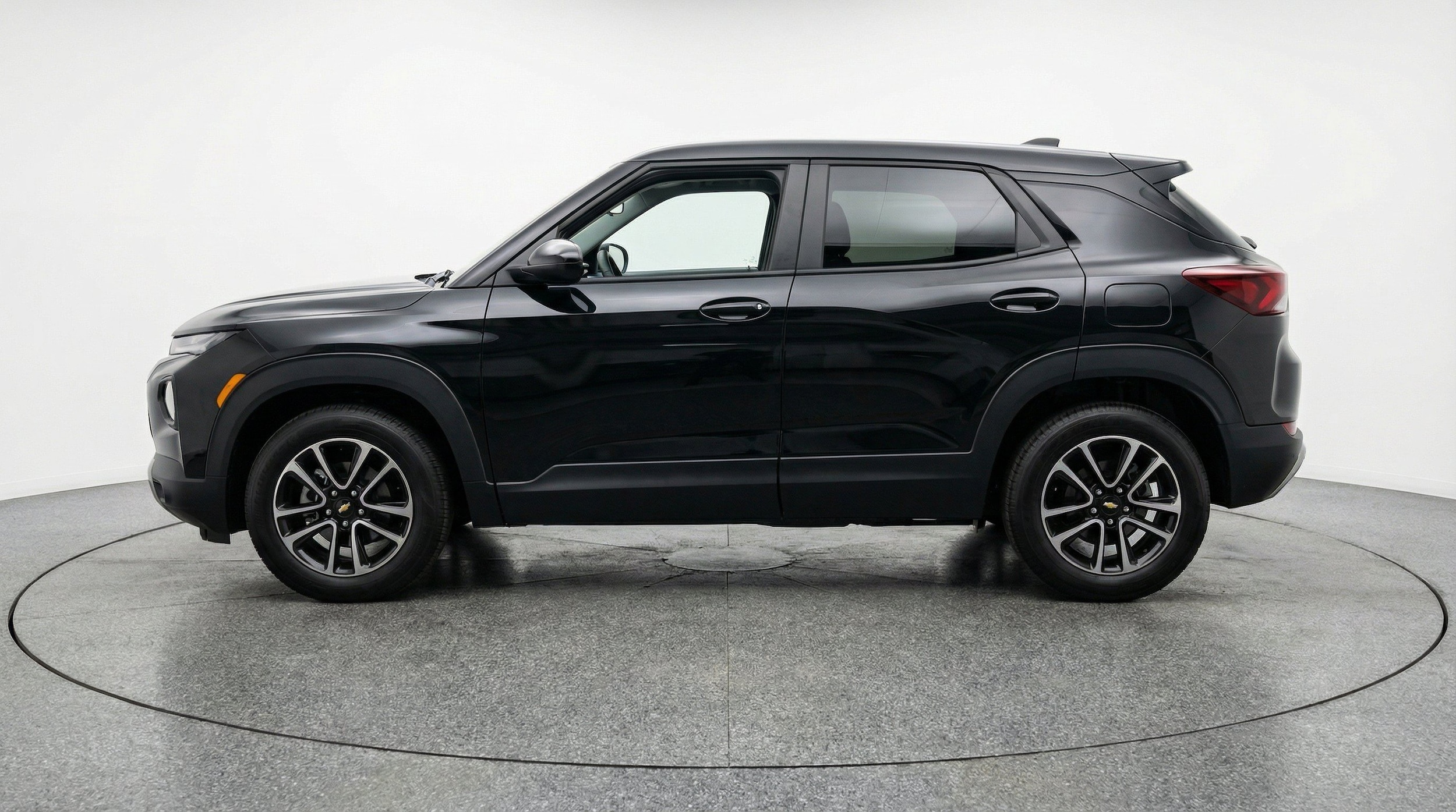 Thumbnail: 2025 Chevrolet TrailBlazer - 5