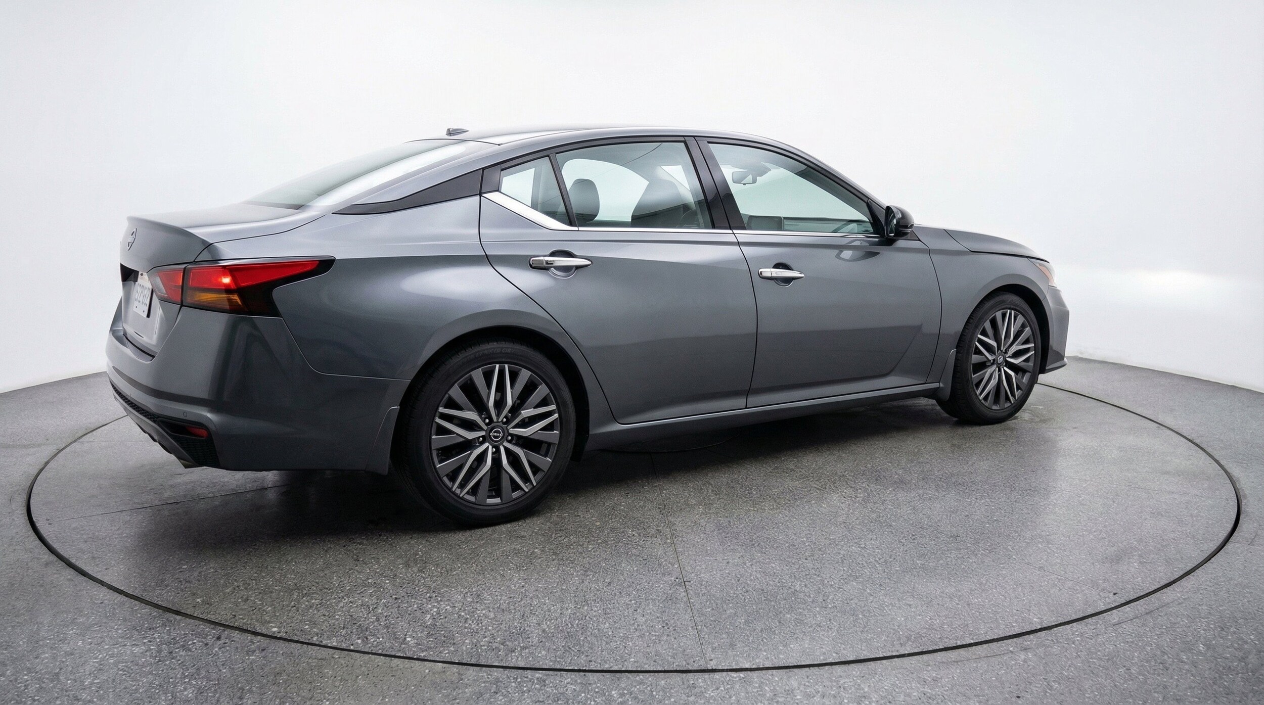 Thumbnail: 2025 Nissan Altima - 9