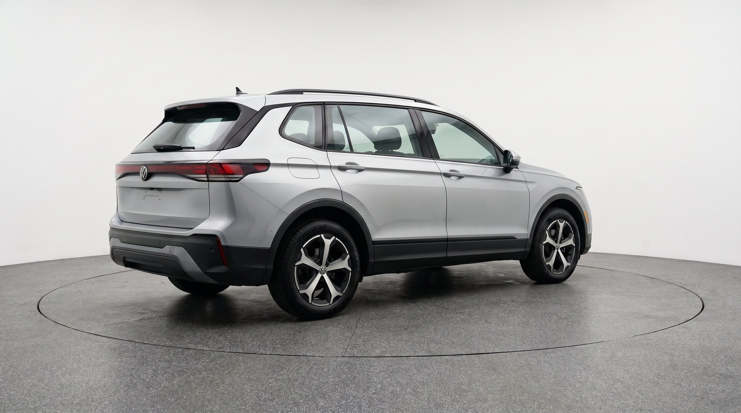 Thumbnail: 2026 Volkswagen Tiguan - 9