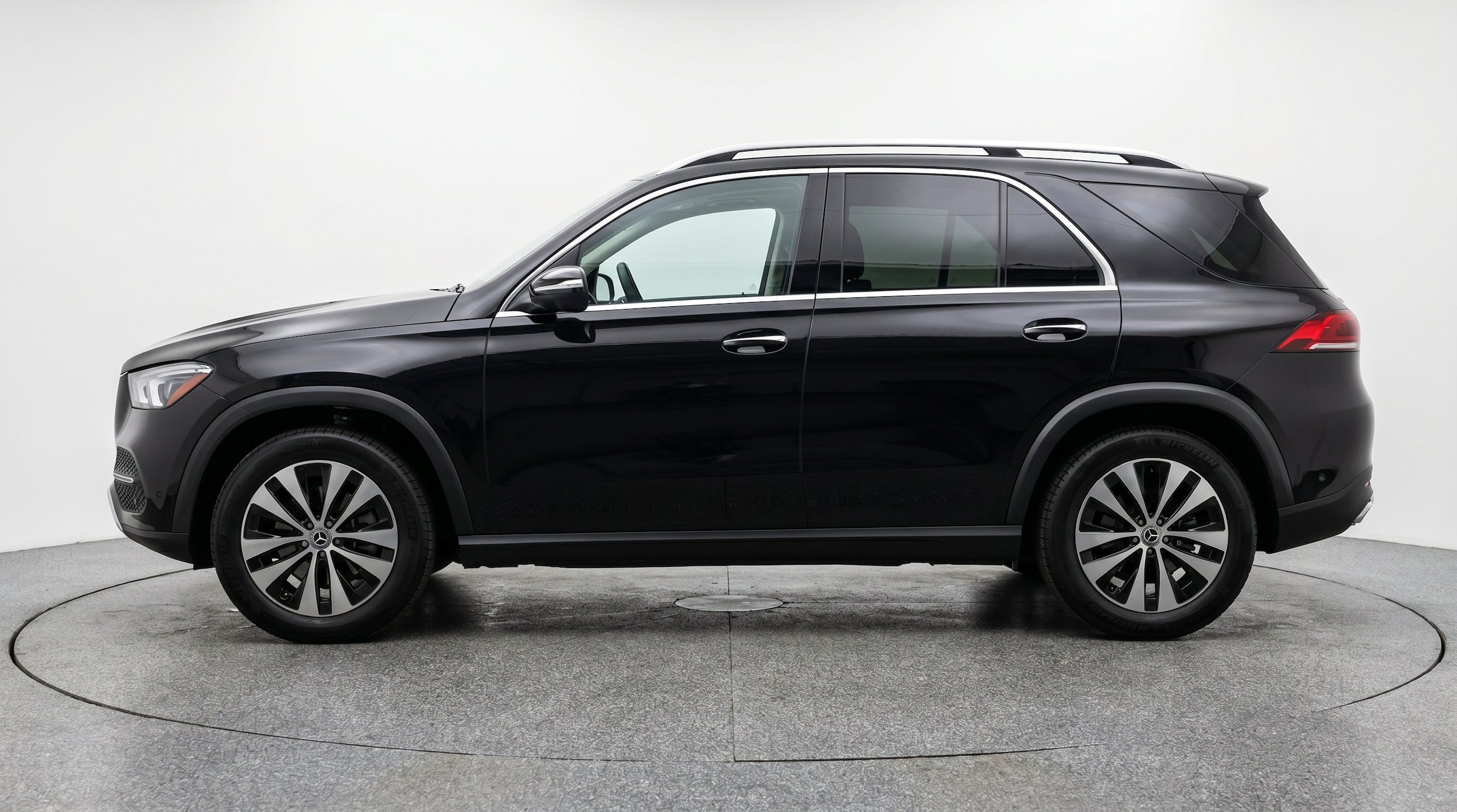 Thumbnail: 2026 Mercedes-Benz GLE - 5