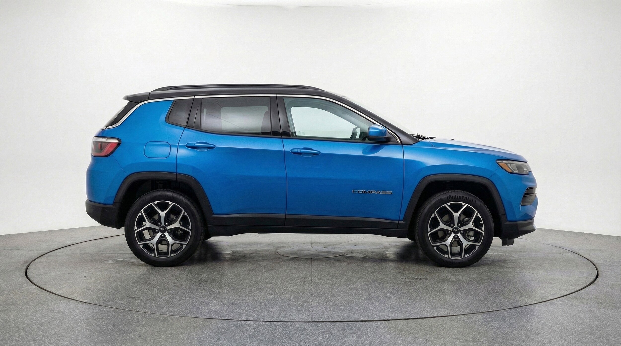 Thumbnail: 2025 Jeep Compass - 11