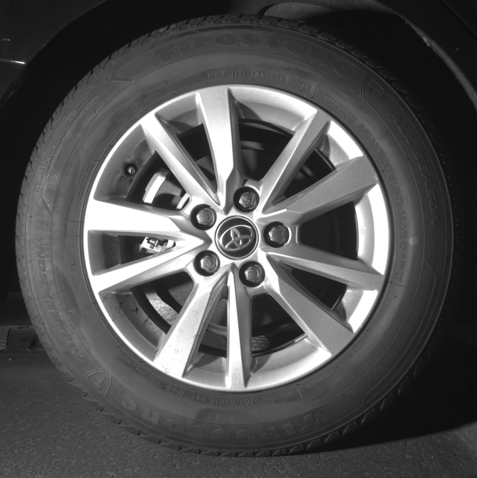 Thumbnail: 2025 Toyota Camry - 15