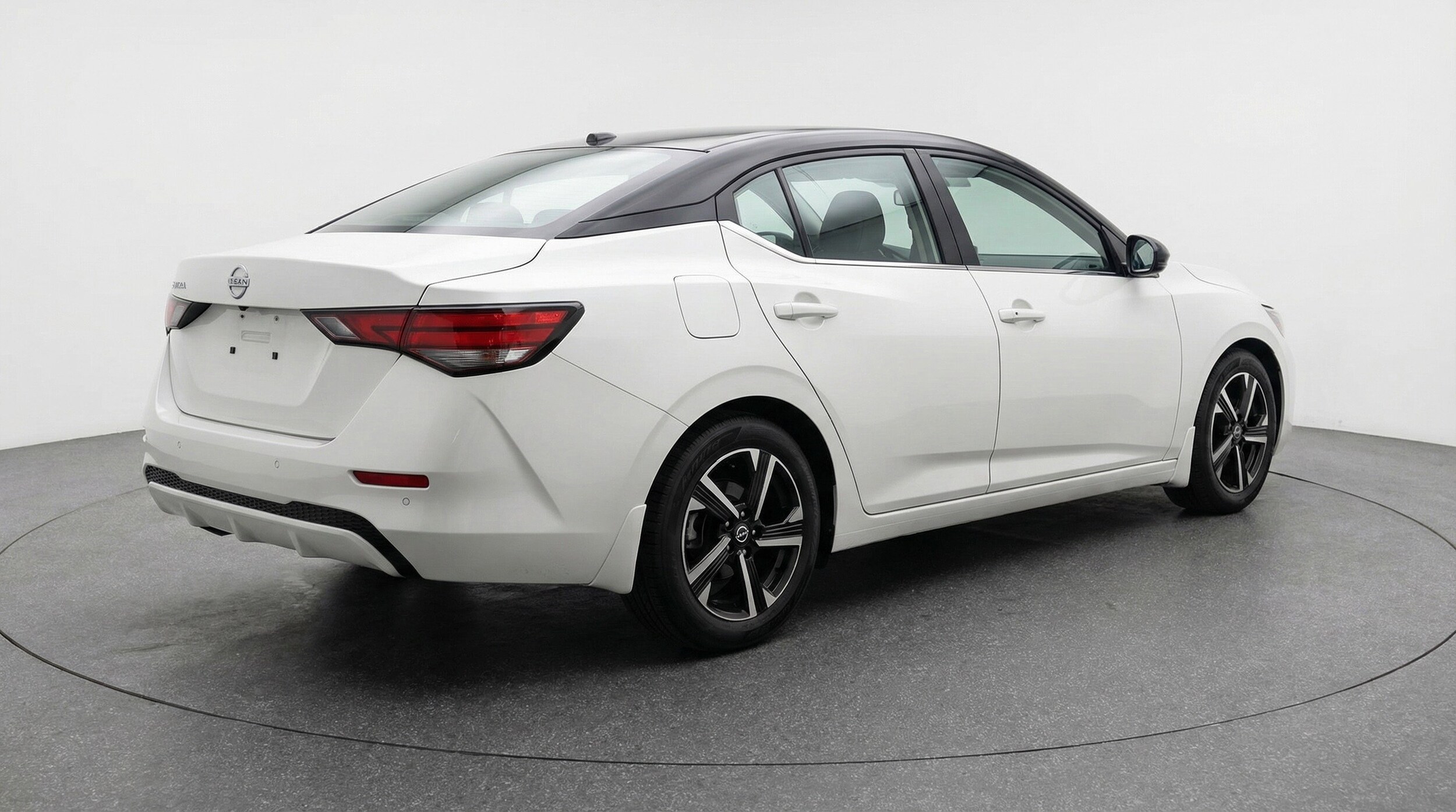 Thumbnail: 2025 Nissan Sentra - 9