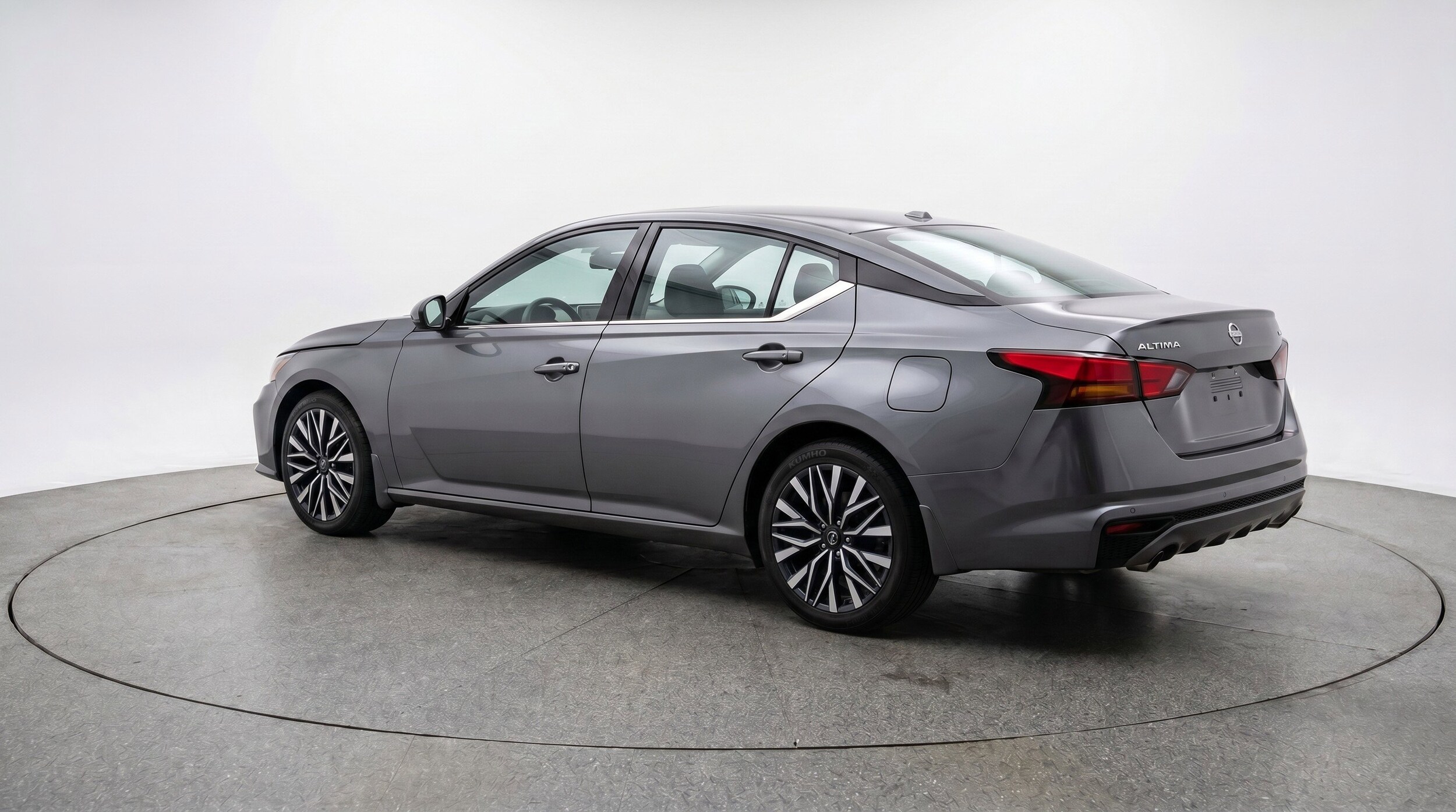 Thumbnail: 2025 Nissan Altima - 6