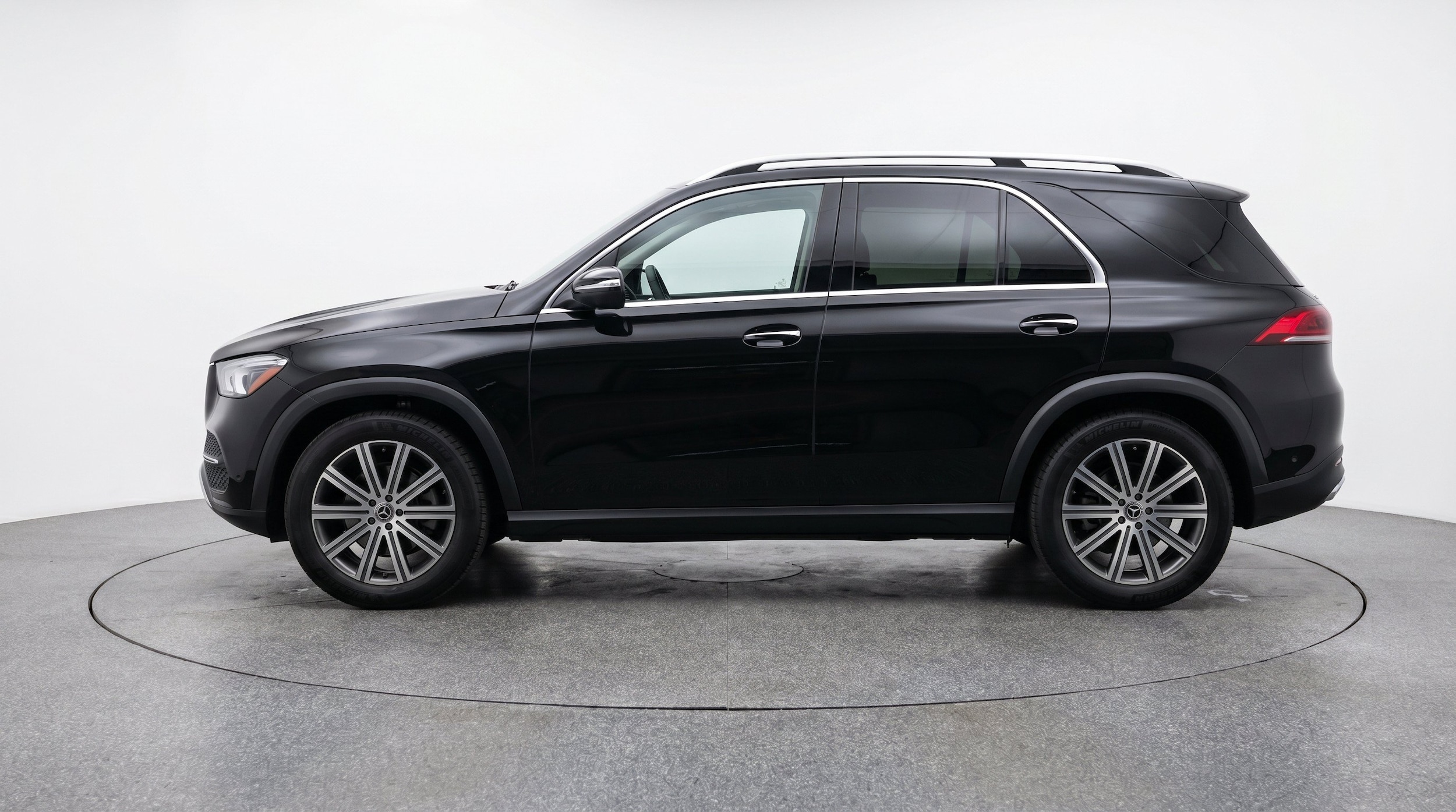 Thumbnail: 2026 Mercedes-Benz GLE - 5
