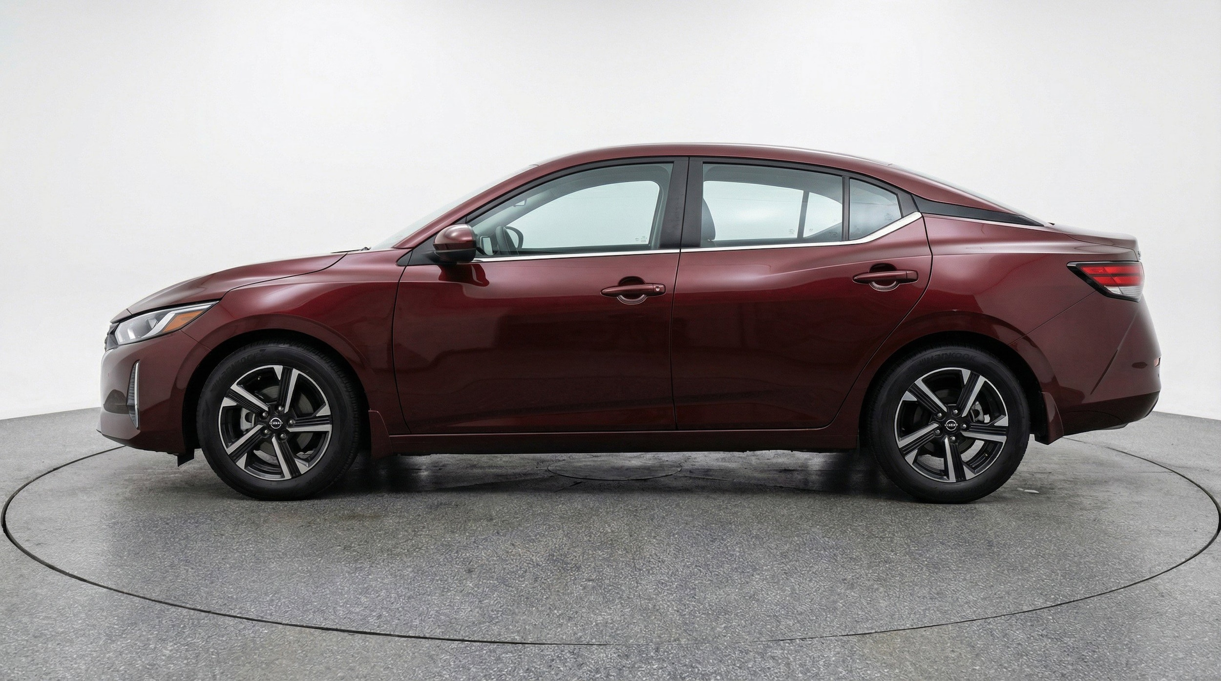 Thumbnail: 2025 Nissan Sentra - 5