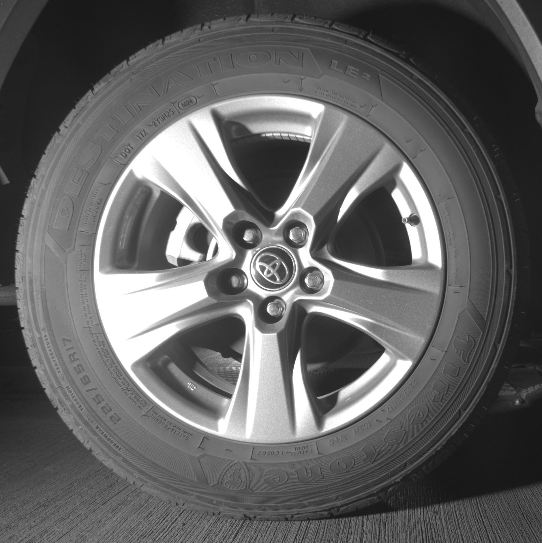 Thumbnail: 2025 Toyota RAV4 - 12