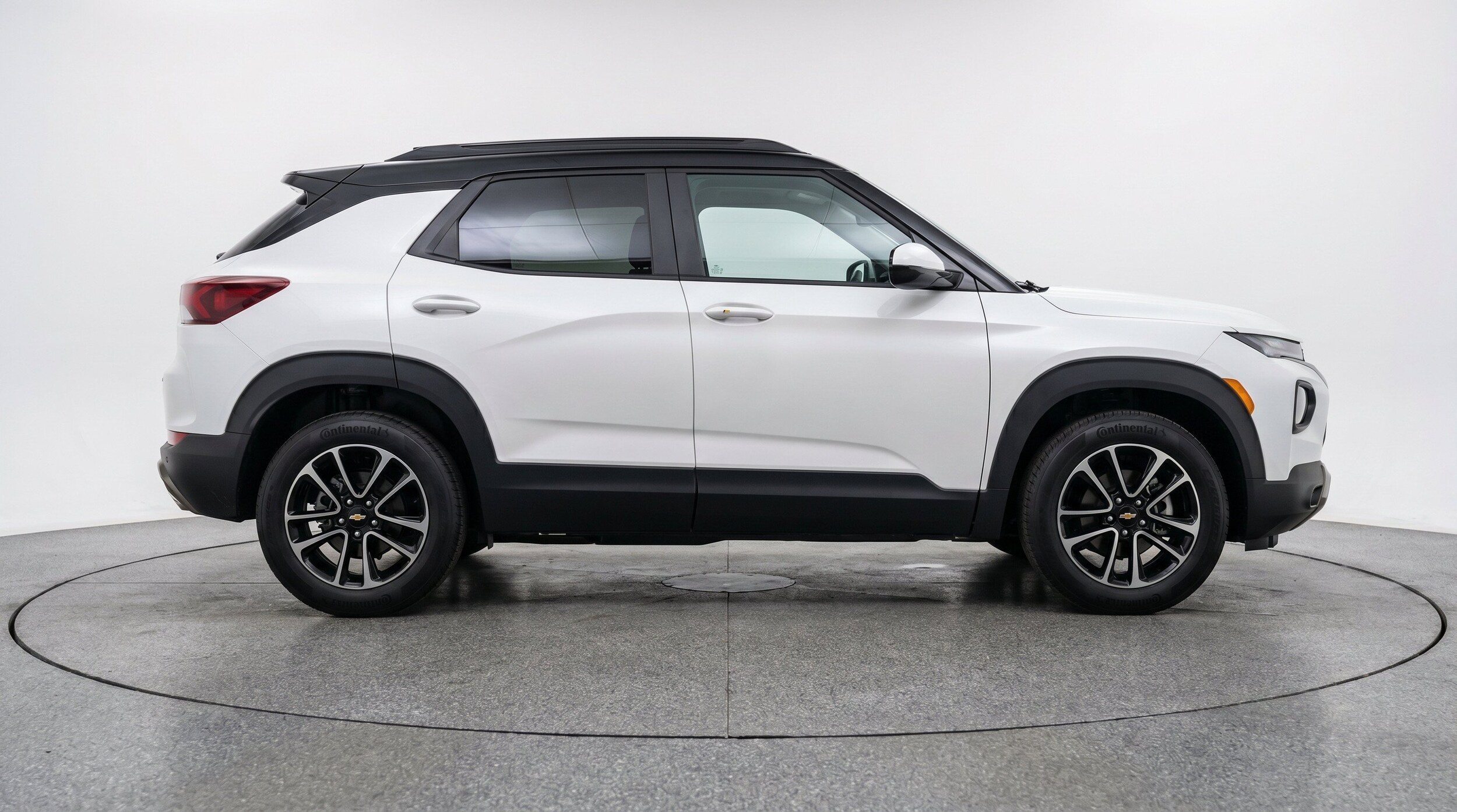 Thumbnail: 2025 Chevrolet TrailBlazer - 11