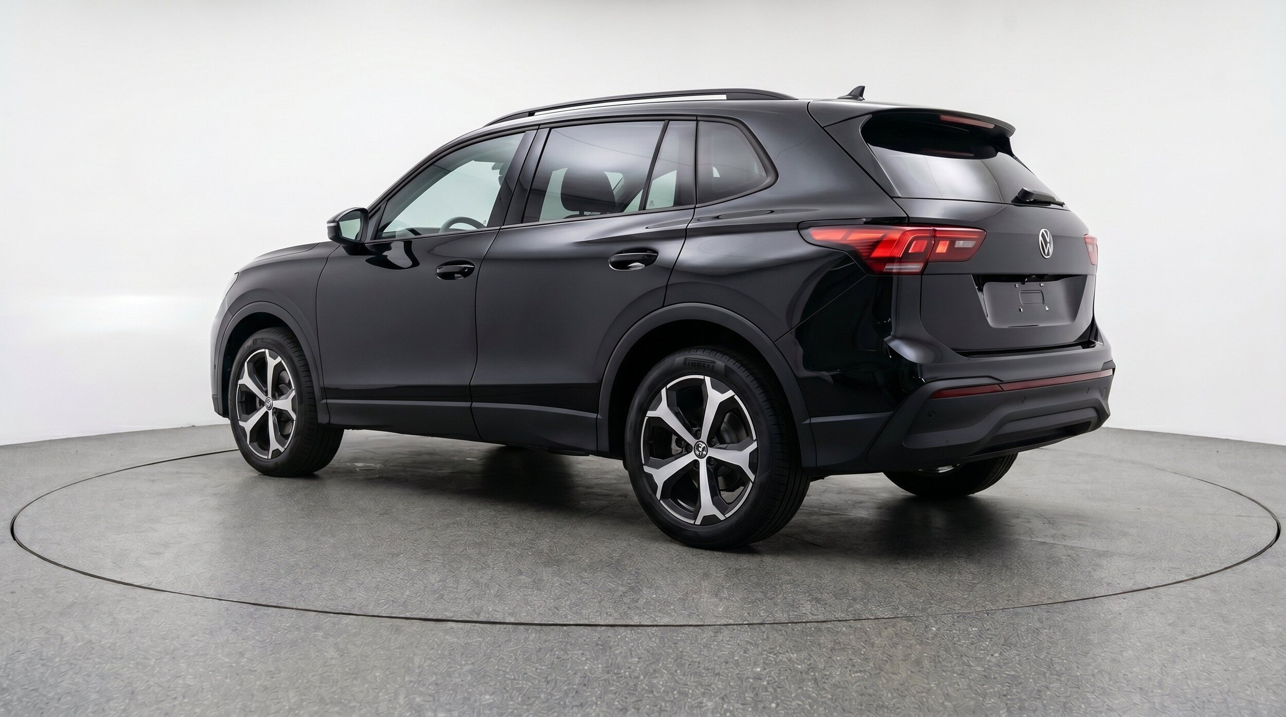 Thumbnail: 2026 Volkswagen Tiguan - 6