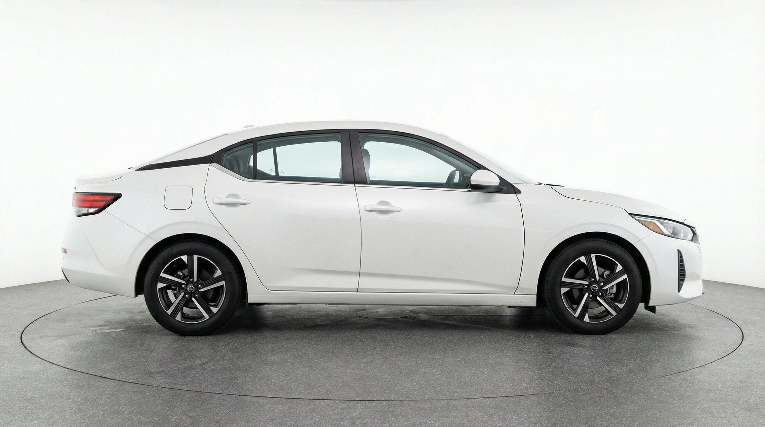Thumbnail: 2025 Nissan Sentra - 11