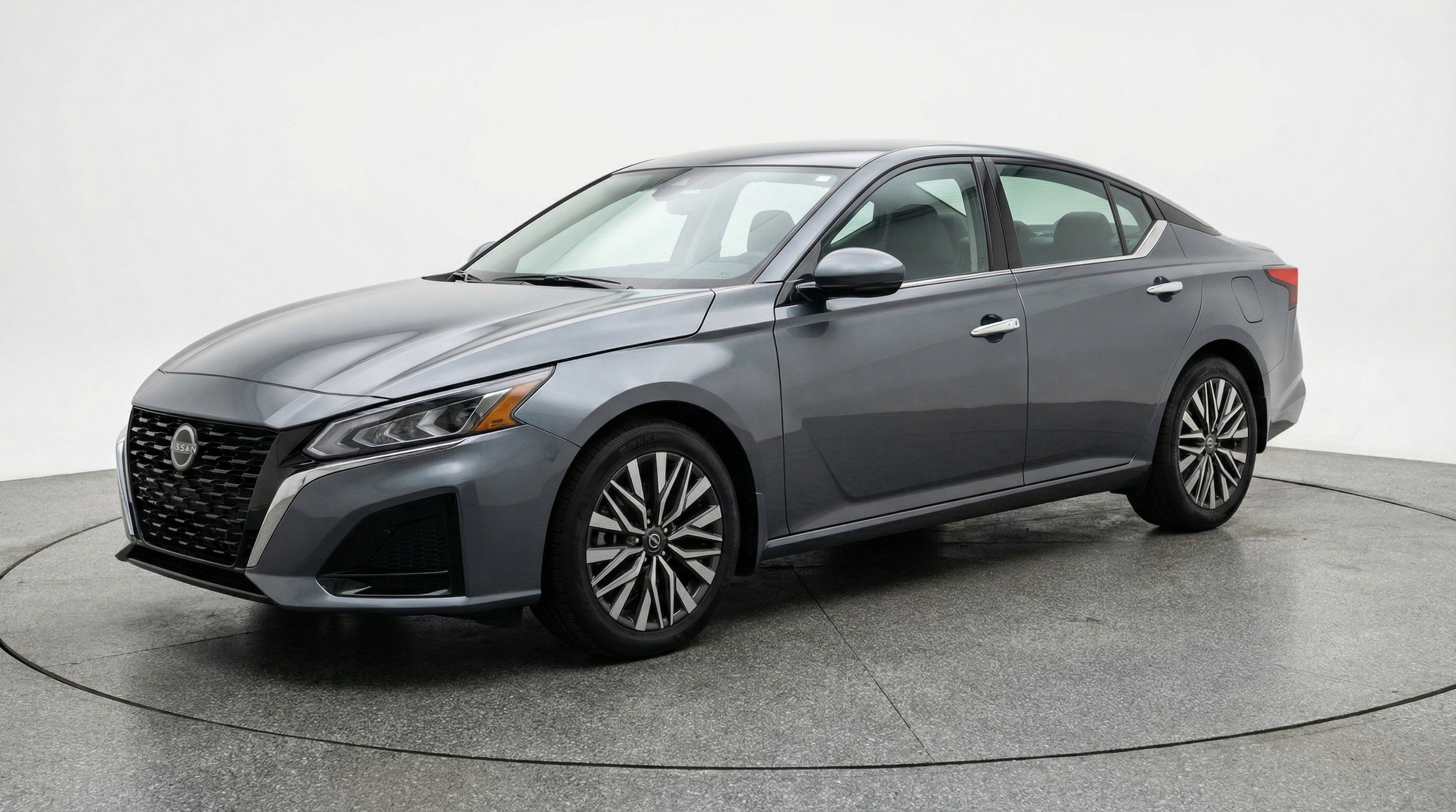 Thumbnail: 2025 Nissan Altima - 3