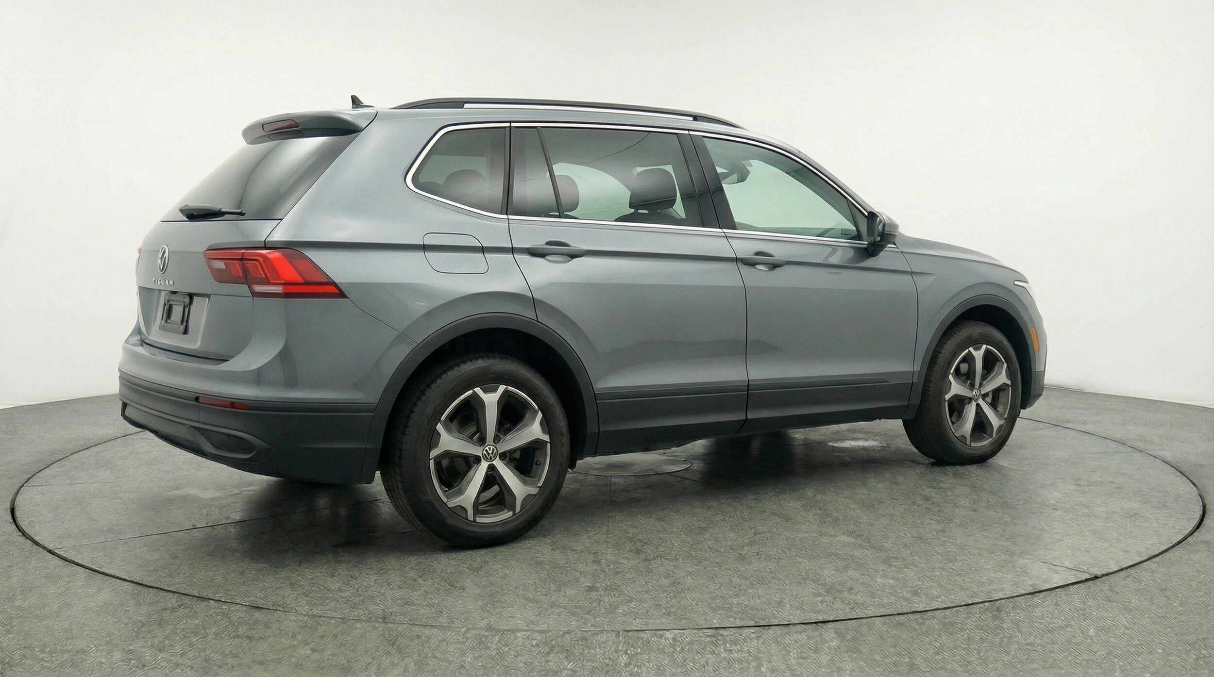 Thumbnail: 2026 Volkswagen Tiguan - 9