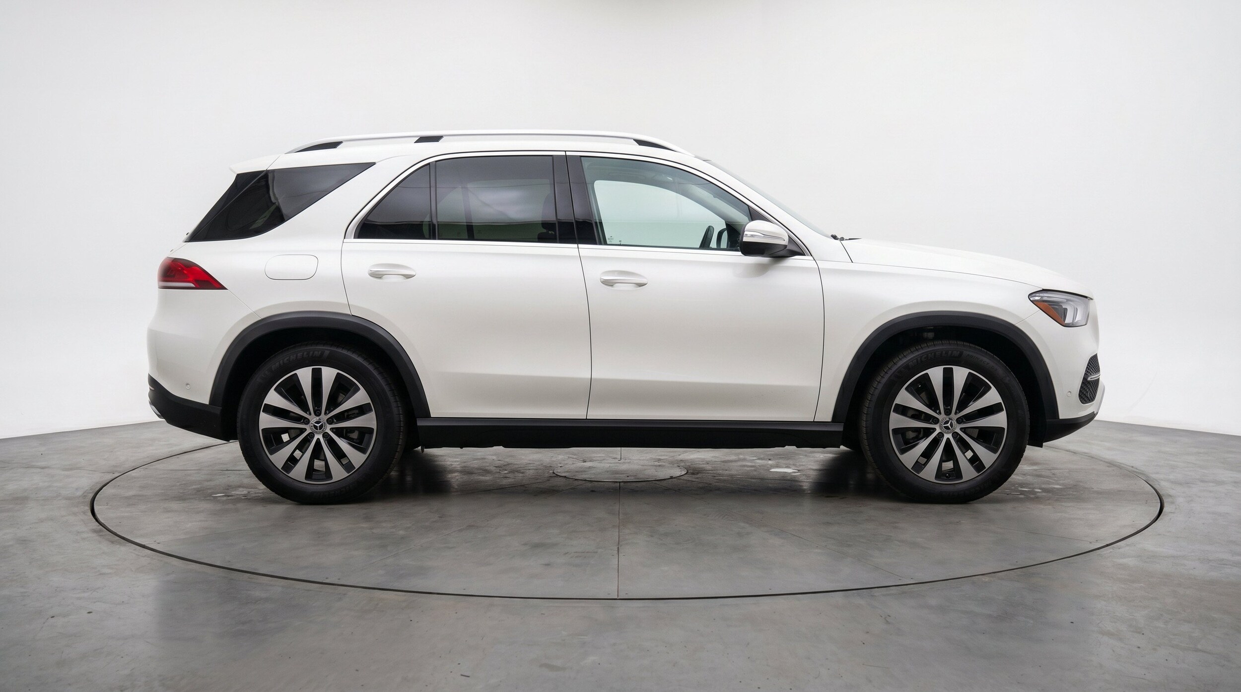 Thumbnail: 2026 Mercedes-Benz GLE - 11