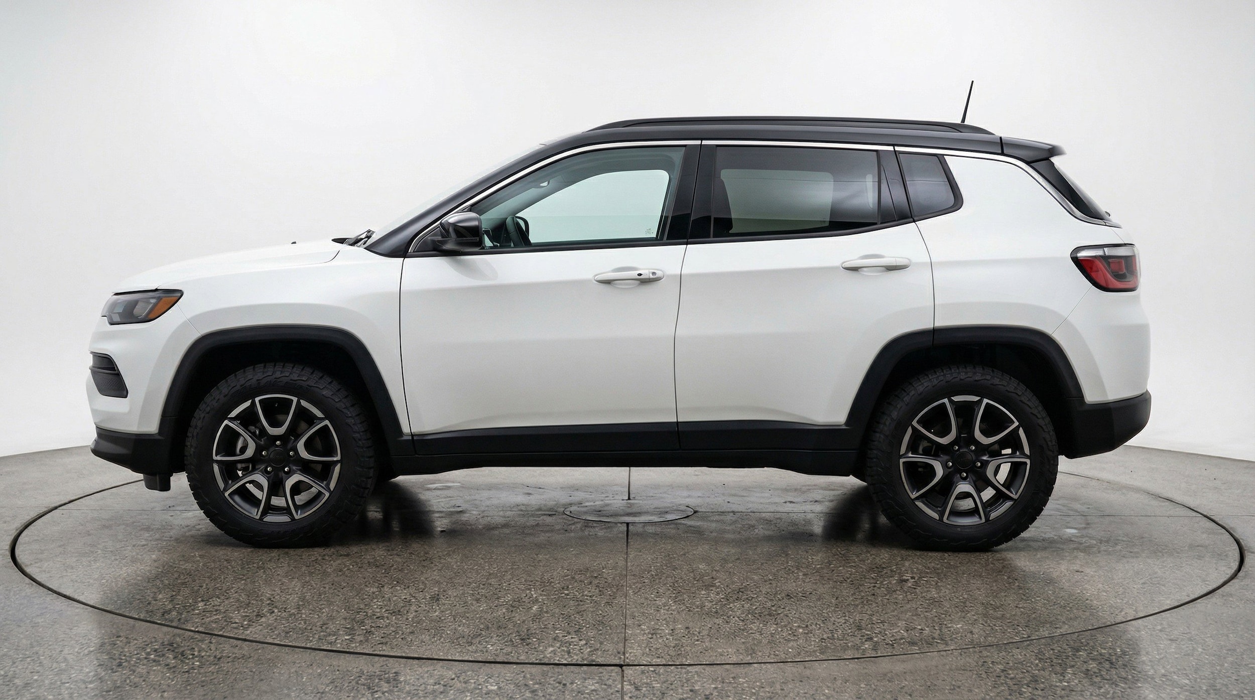 Thumbnail: 2025 Jeep Compass - 5