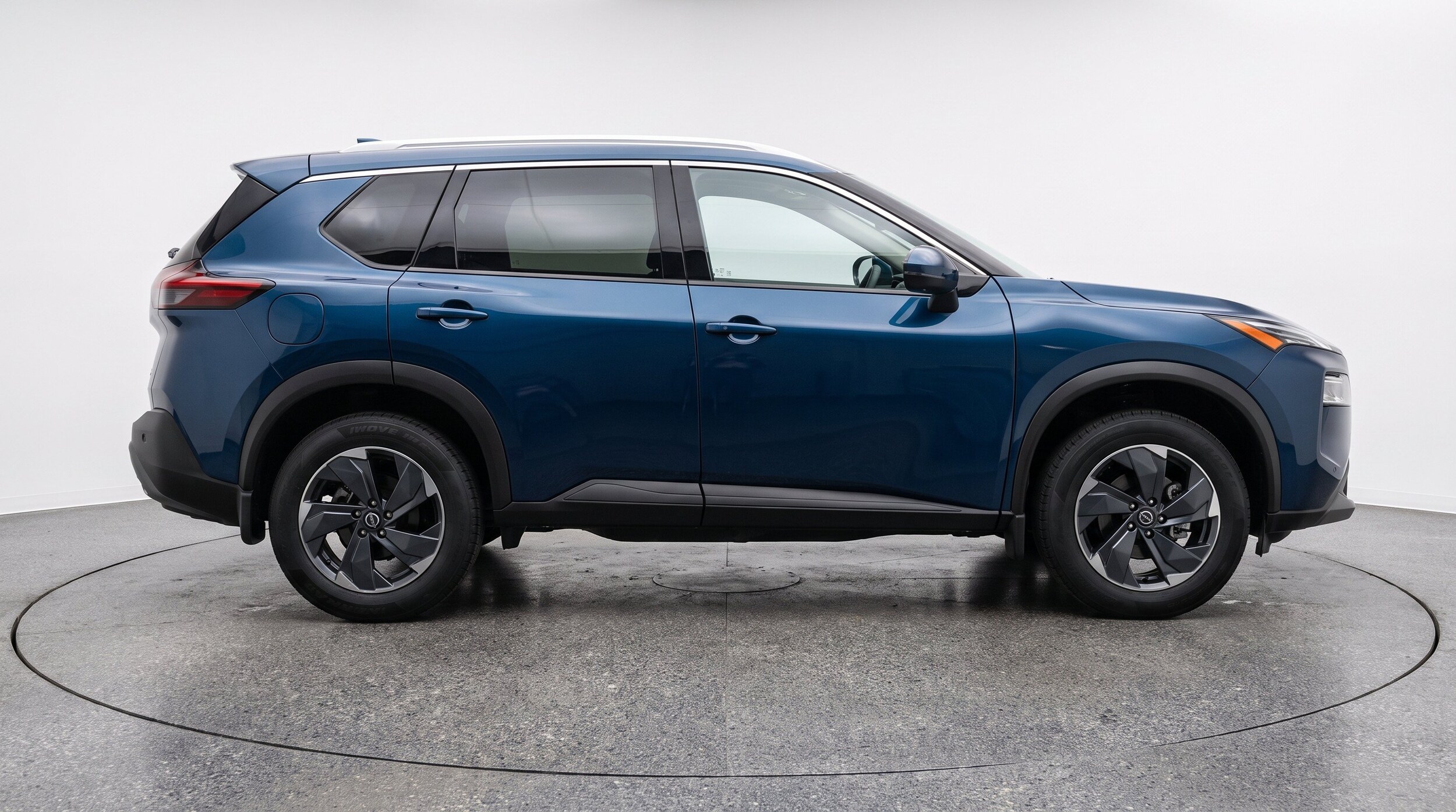 Thumbnail: 2025 Nissan Rogue - 11