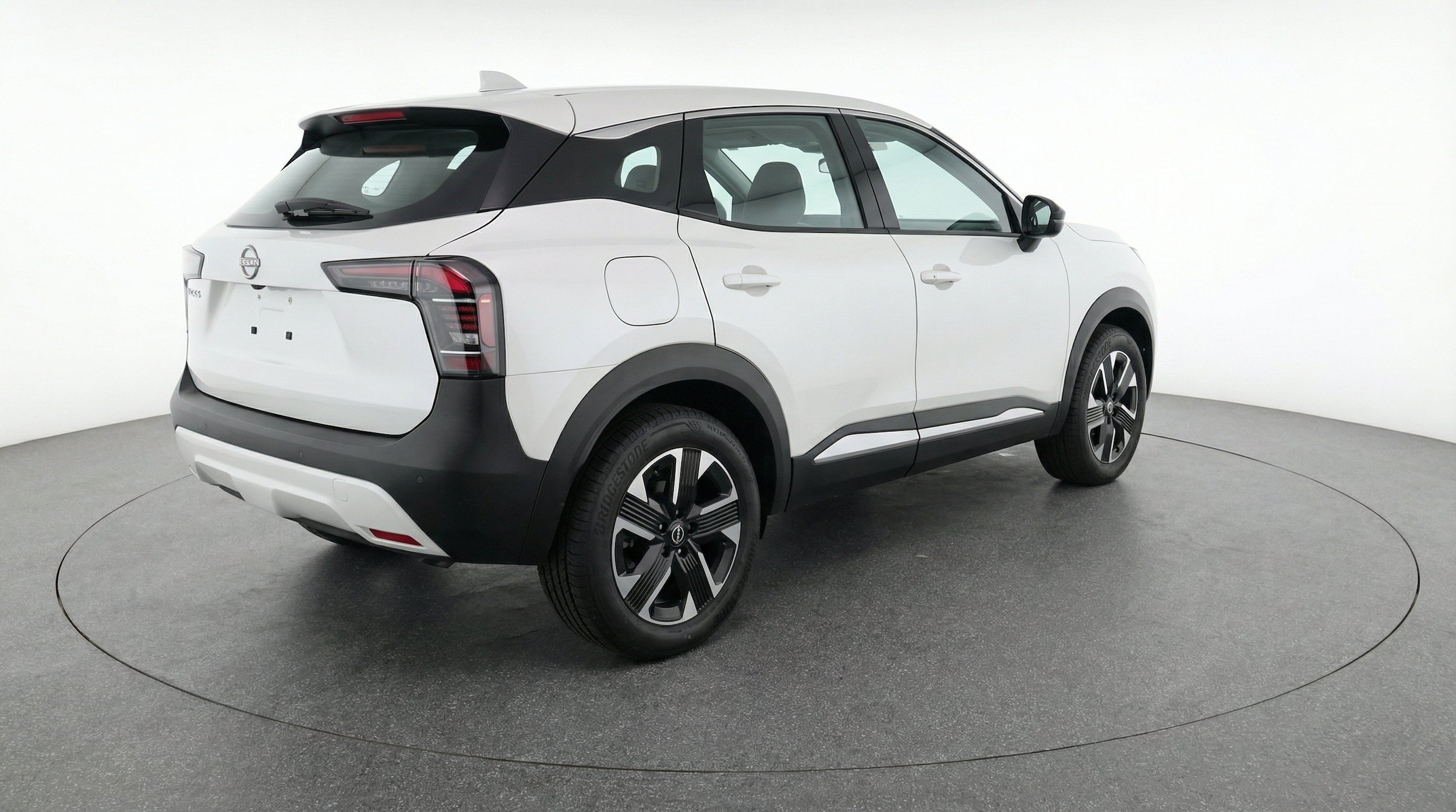 Thumbnail: 2026 Nissan Kicks - 9