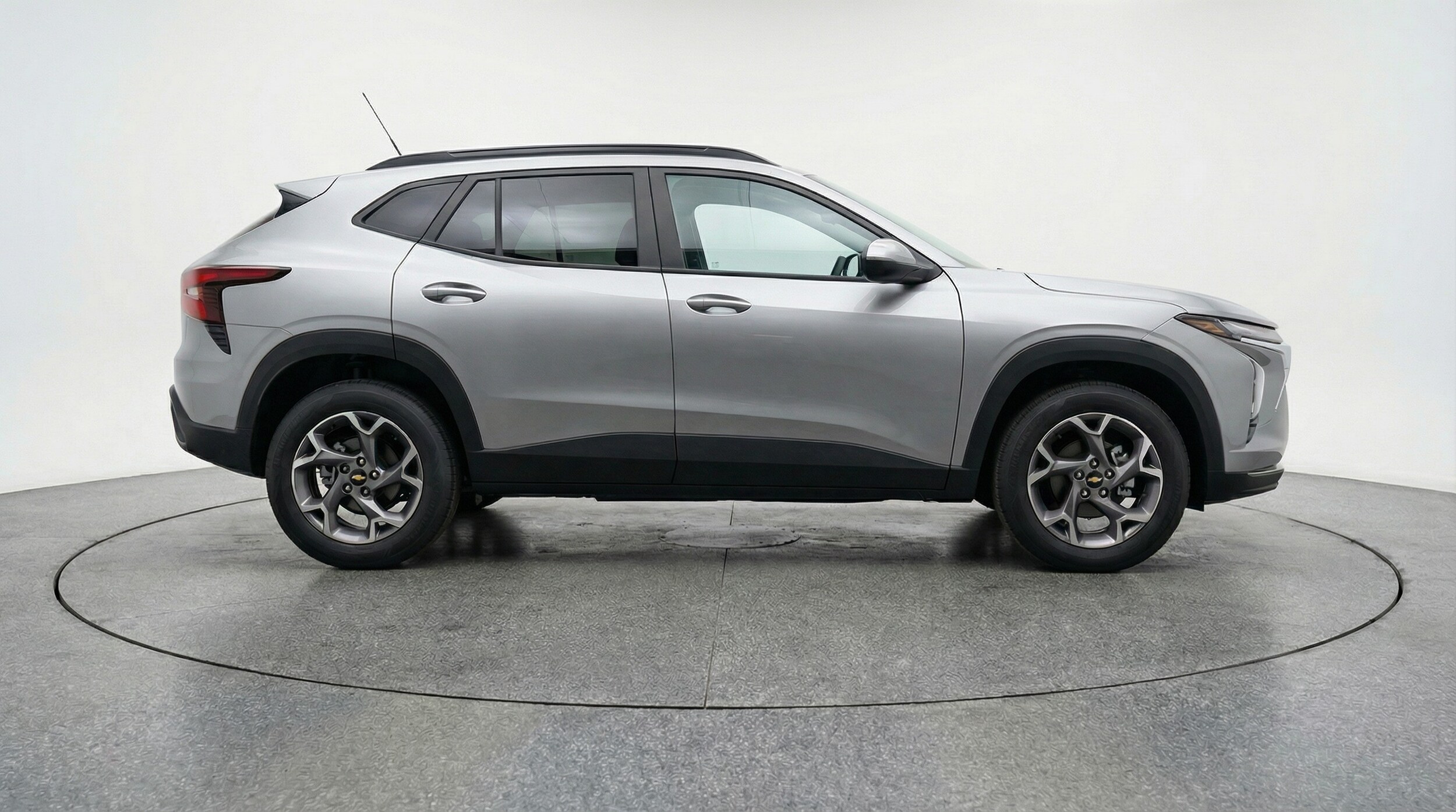 Thumbnail: 2025 Chevrolet Trax - 8