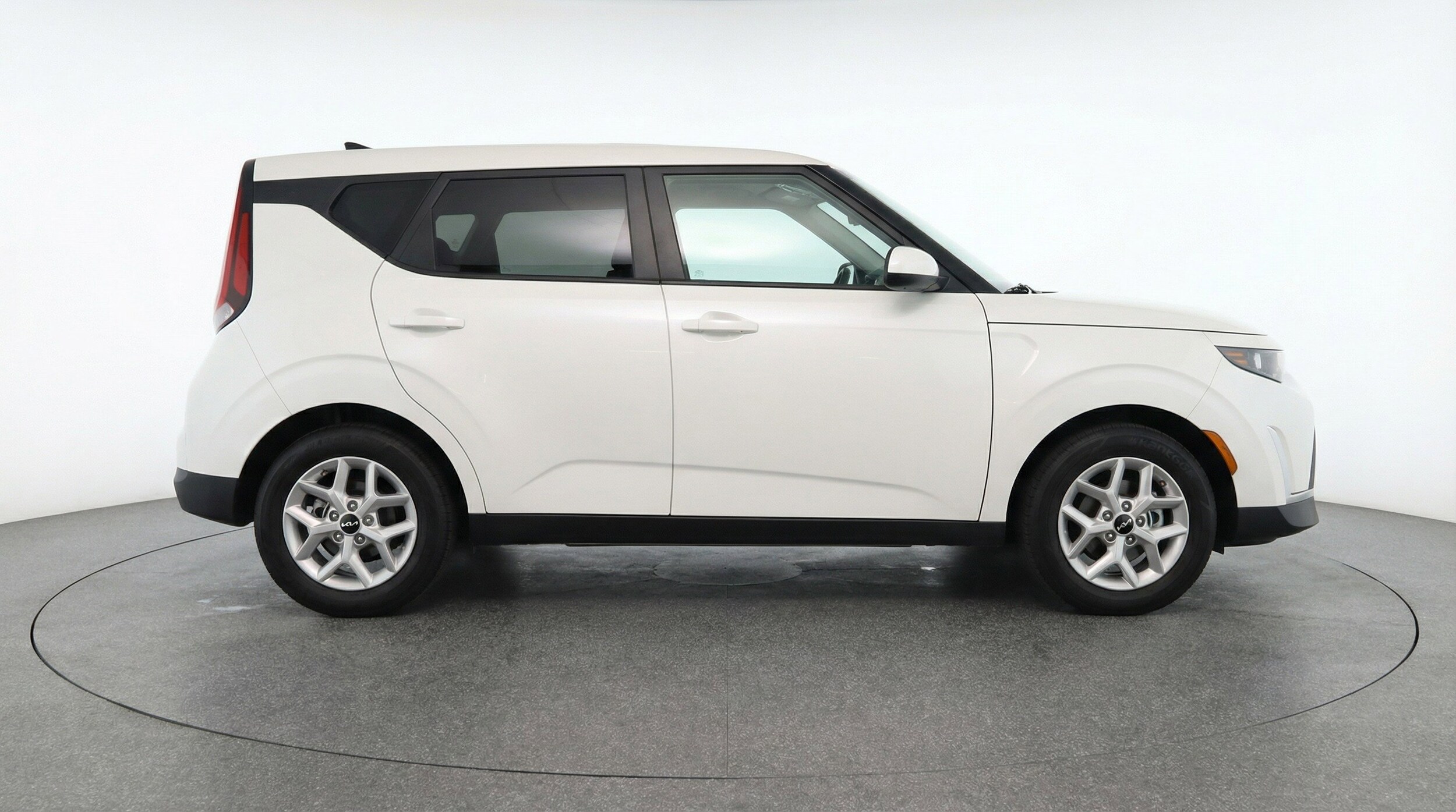 Thumbnail: 2025 Kia Soul - 11