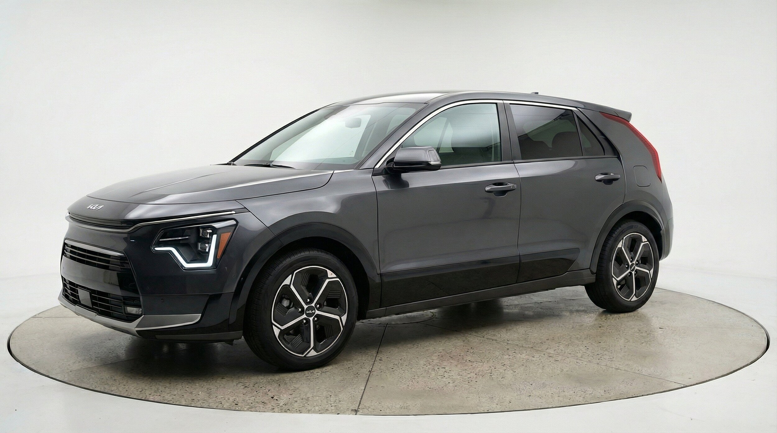 Thumbnail: 2026 Kia Niro - 3