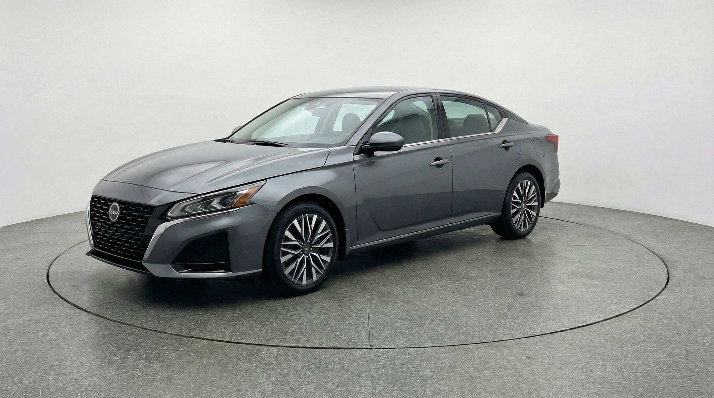 Thumbnail: 2025 Nissan Altima - 3