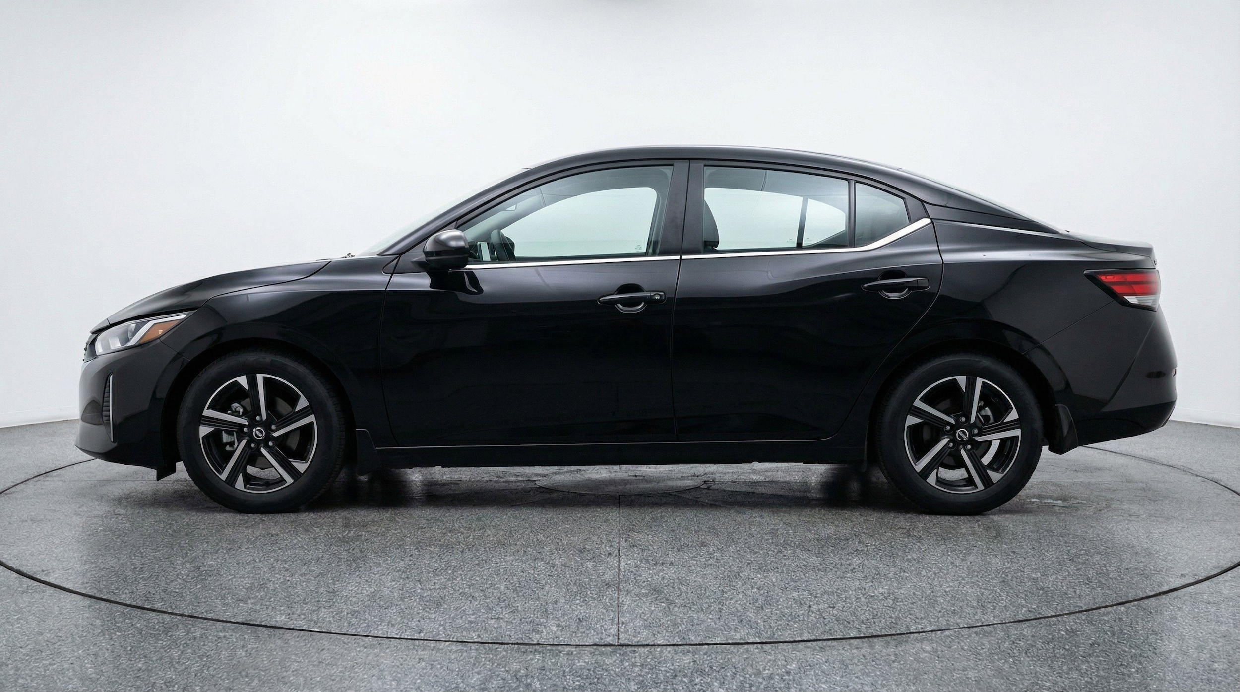 Thumbnail: 2025 Nissan Sentra - 5