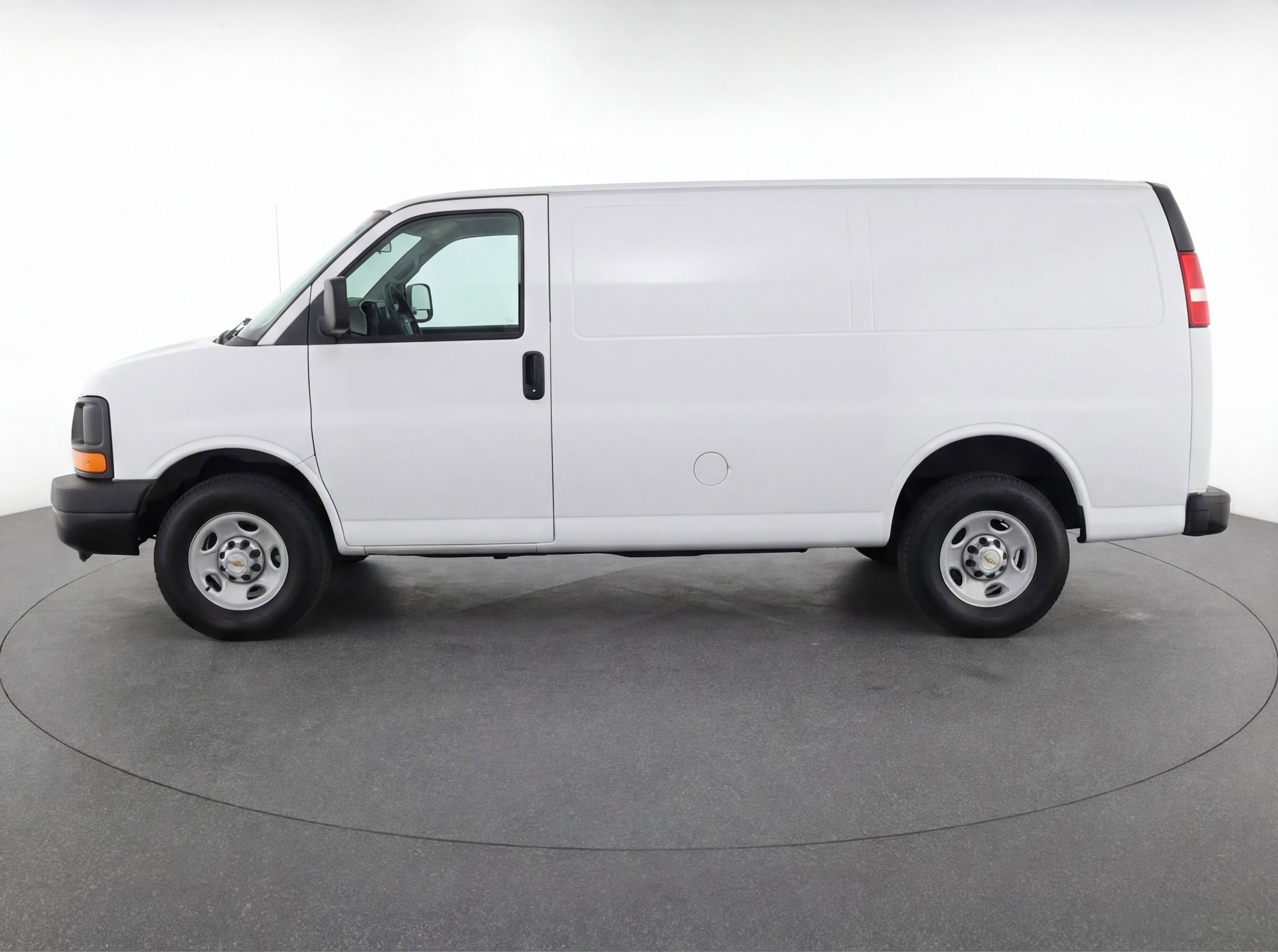 Thumbnail: 2025 Chevrolet Express - 5