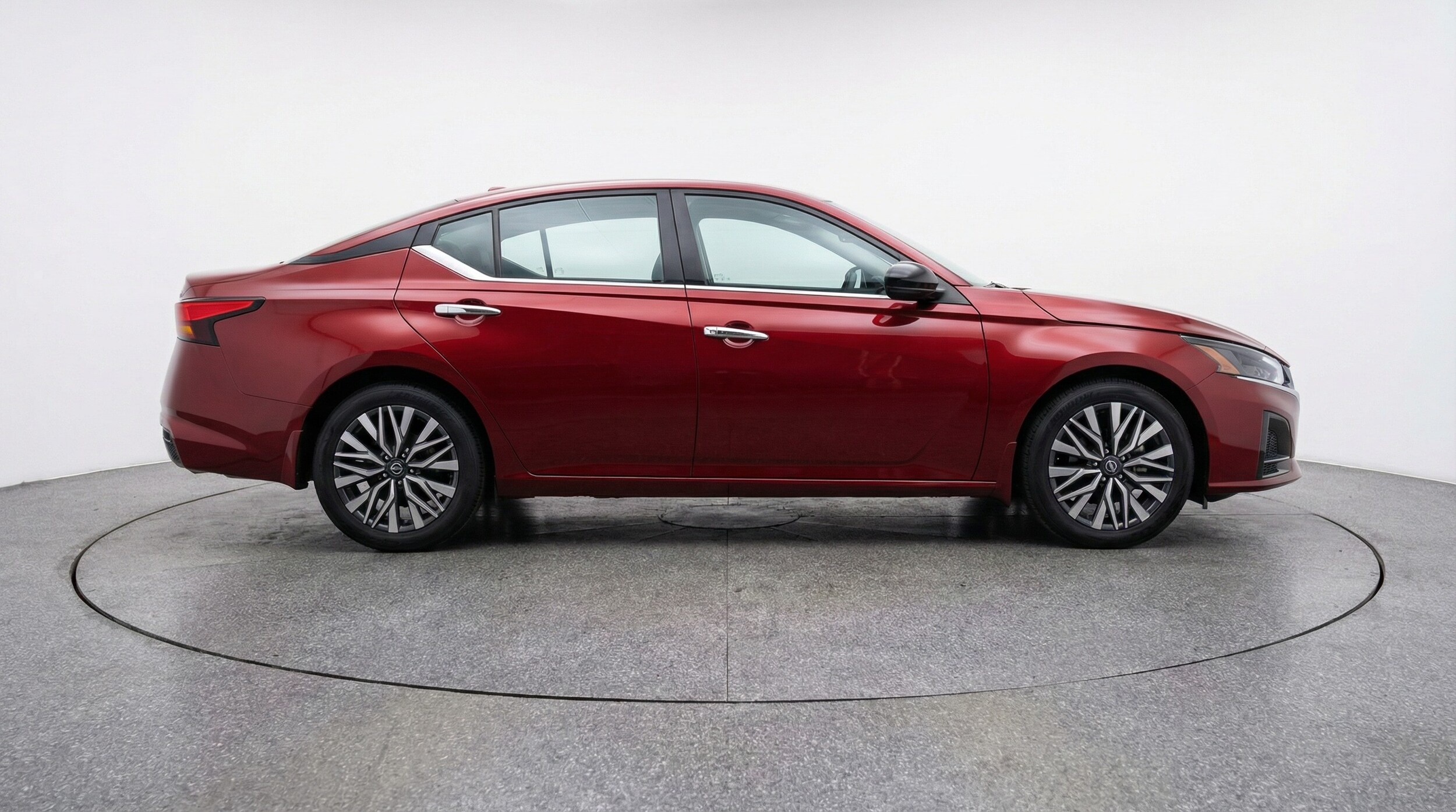 Thumbnail: 2025 Nissan Altima - 8