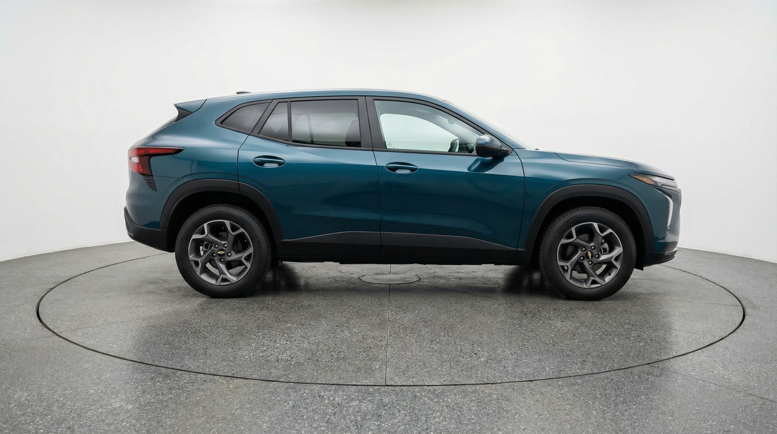 Thumbnail: 2025 Chevrolet Trax - 8