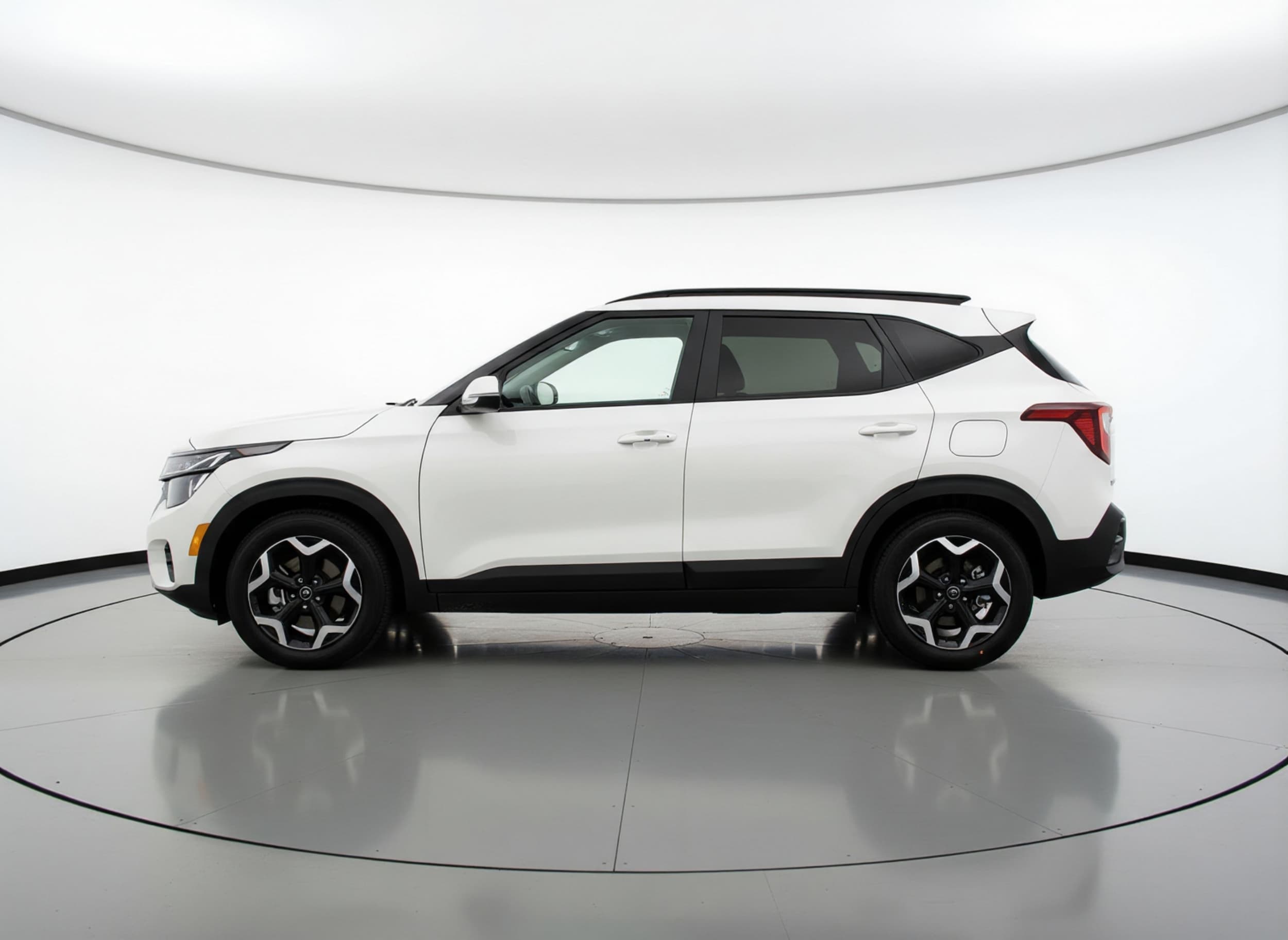 Thumbnail: 2025 Kia Seltos - 4