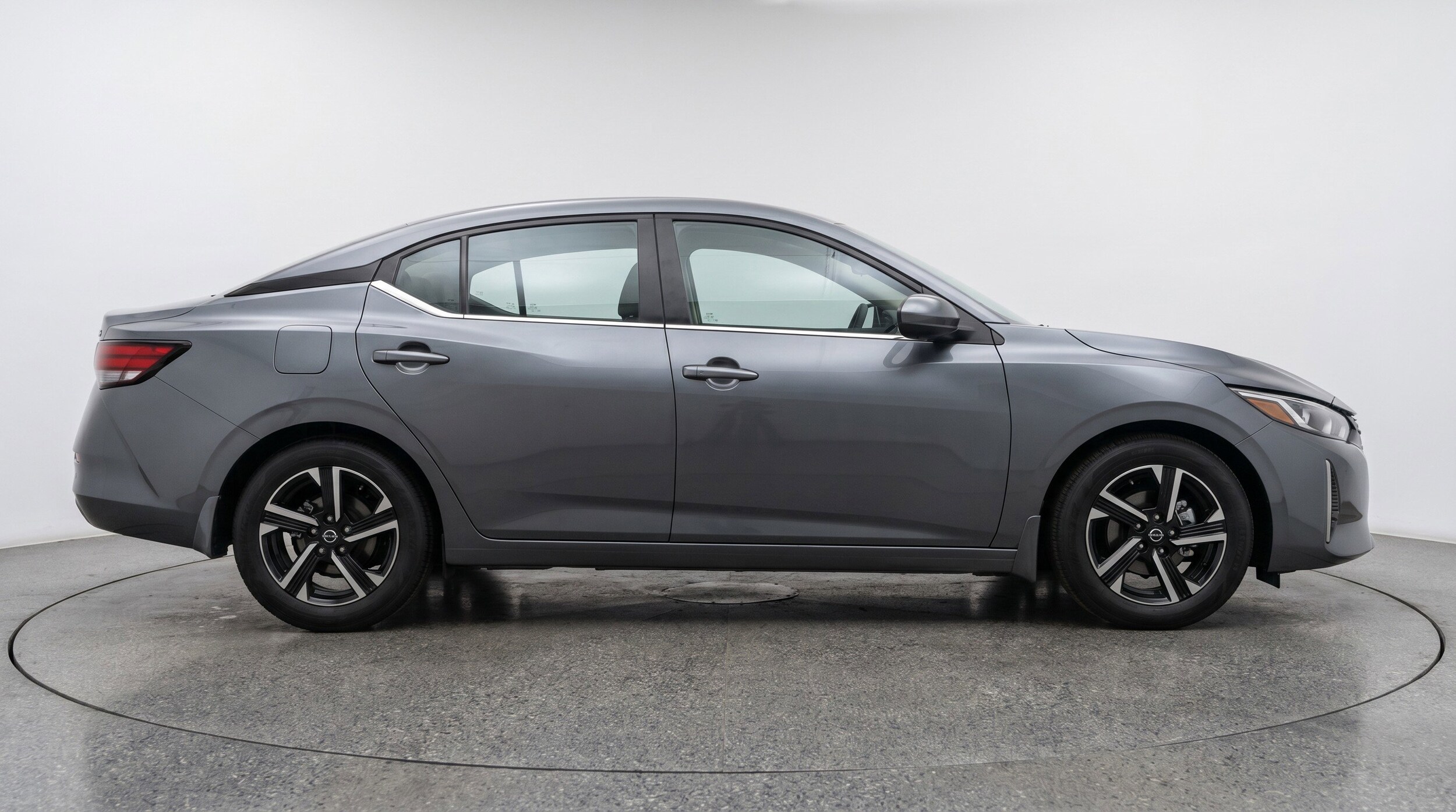 Thumbnail: 2025 Nissan Sentra - 11