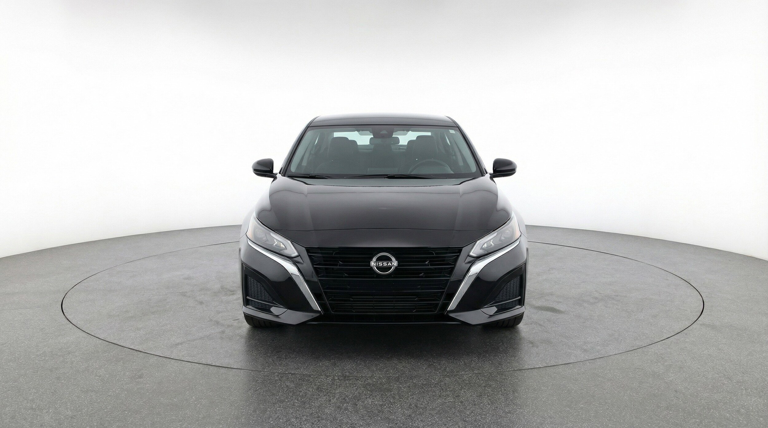 Thumbnail: 2025 Nissan Altima - 2