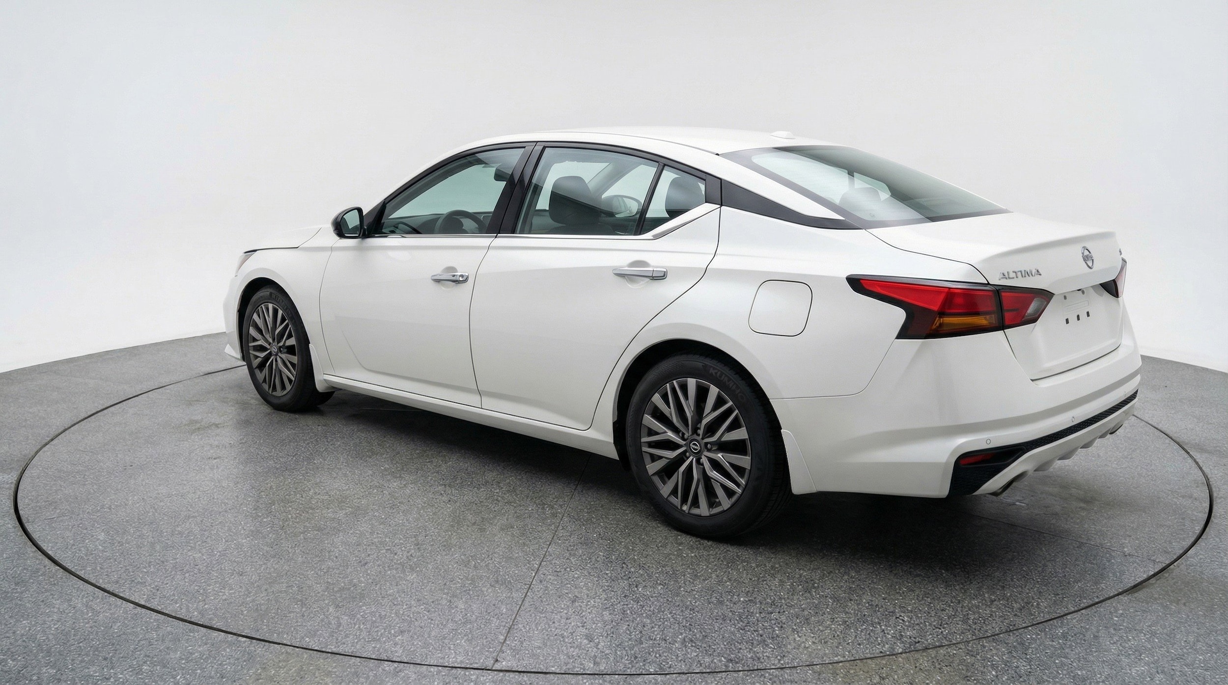 Thumbnail: 2025 Nissan Altima - 6