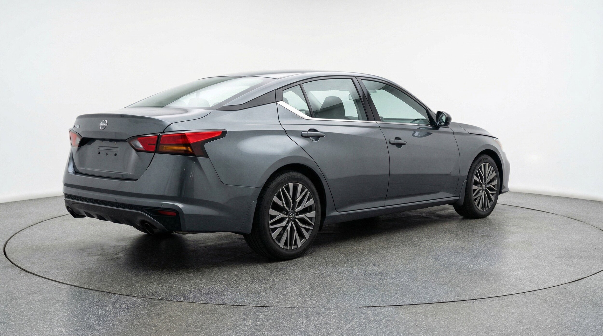 Thumbnail: 2025 Nissan Altima - 9