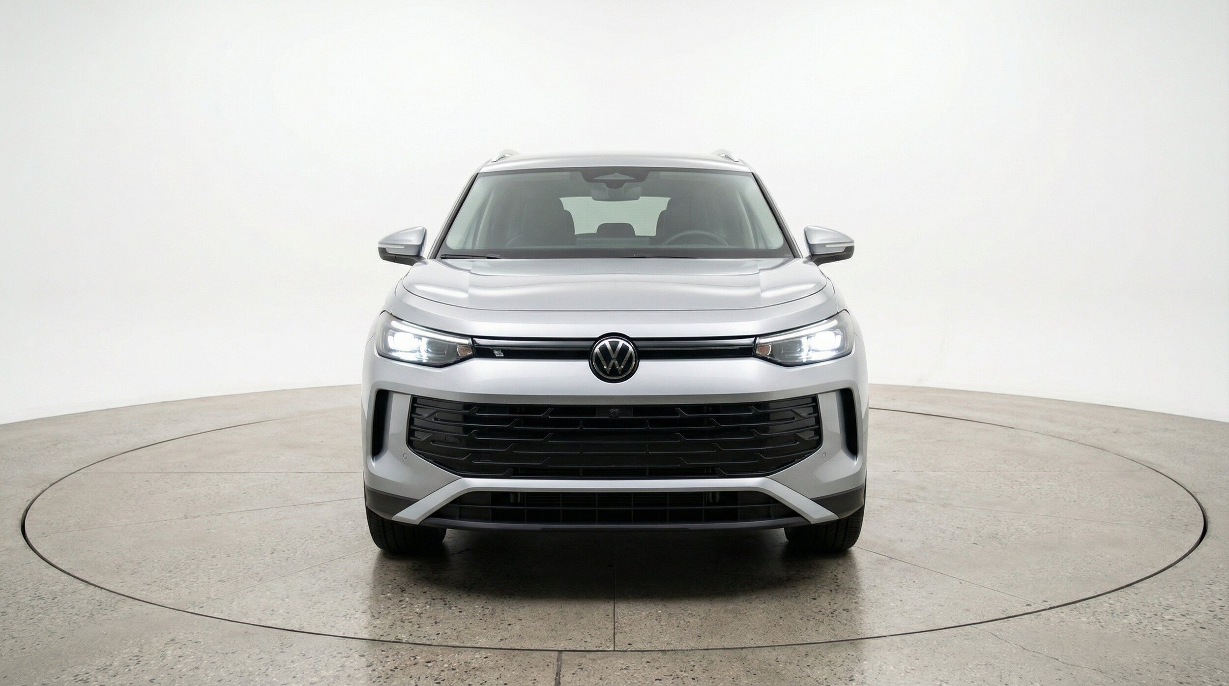 Thumbnail: 2026 Volkswagen Tiguan - 2