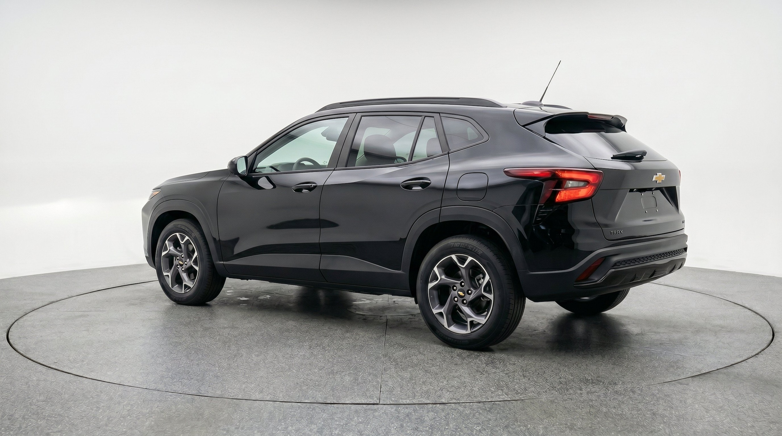 Thumbnail: 2025 Chevrolet Trax - 6