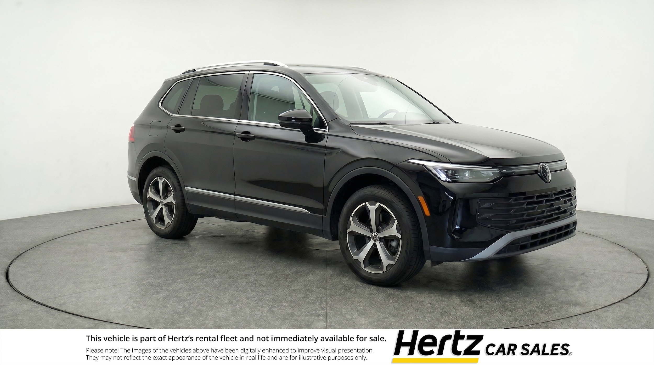 Thumbnail: 2026 Volkswagen Tiguan - 1