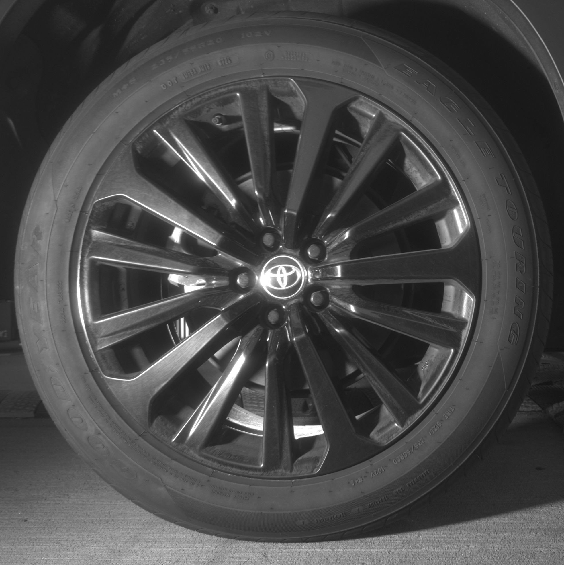 Thumbnail: 2025 Toyota Highlander - 15