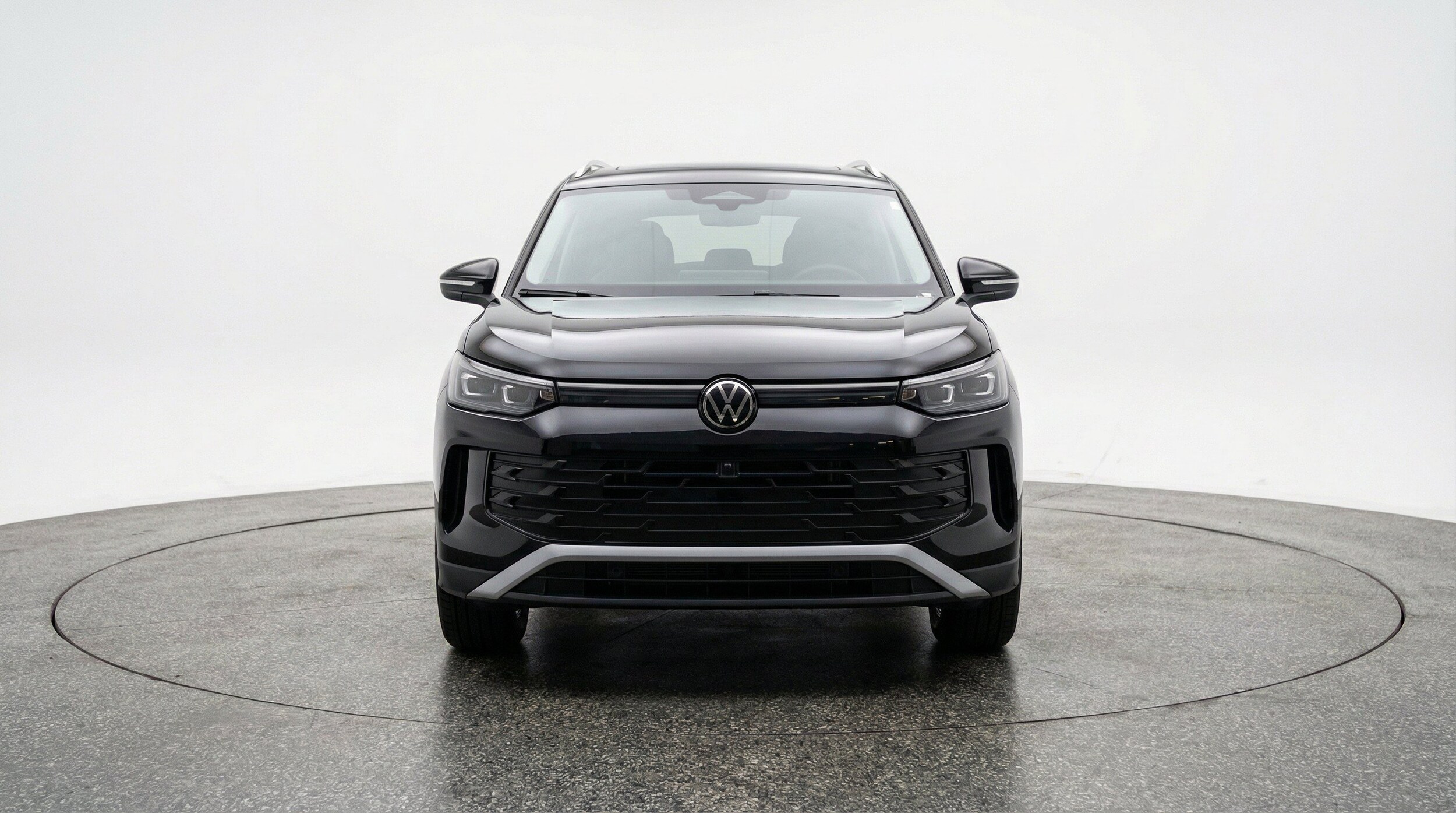 Thumbnail: 2026 Volkswagen Tiguan - 2