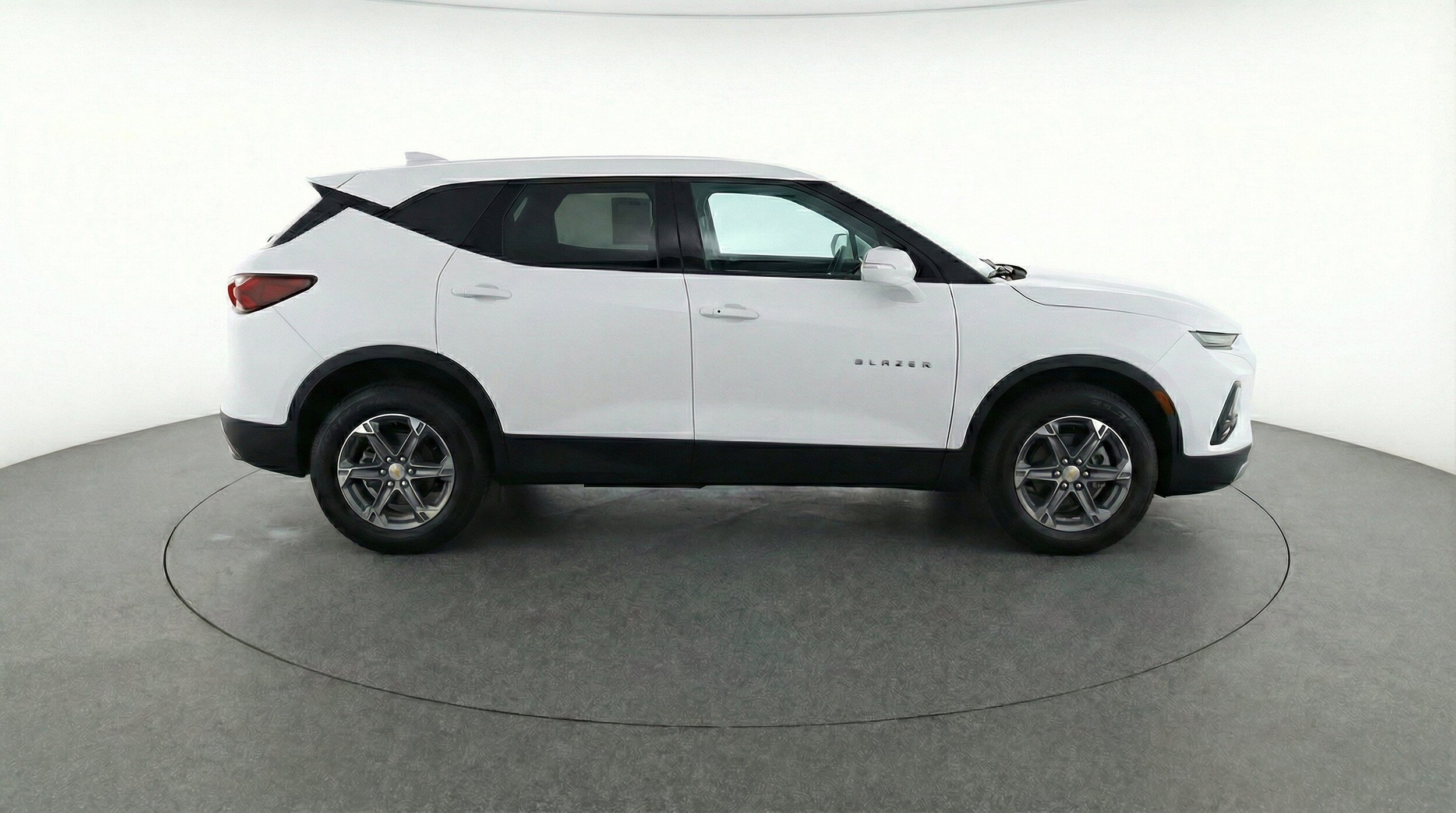 Thumbnail: 2025 Chevrolet Blazer - 11