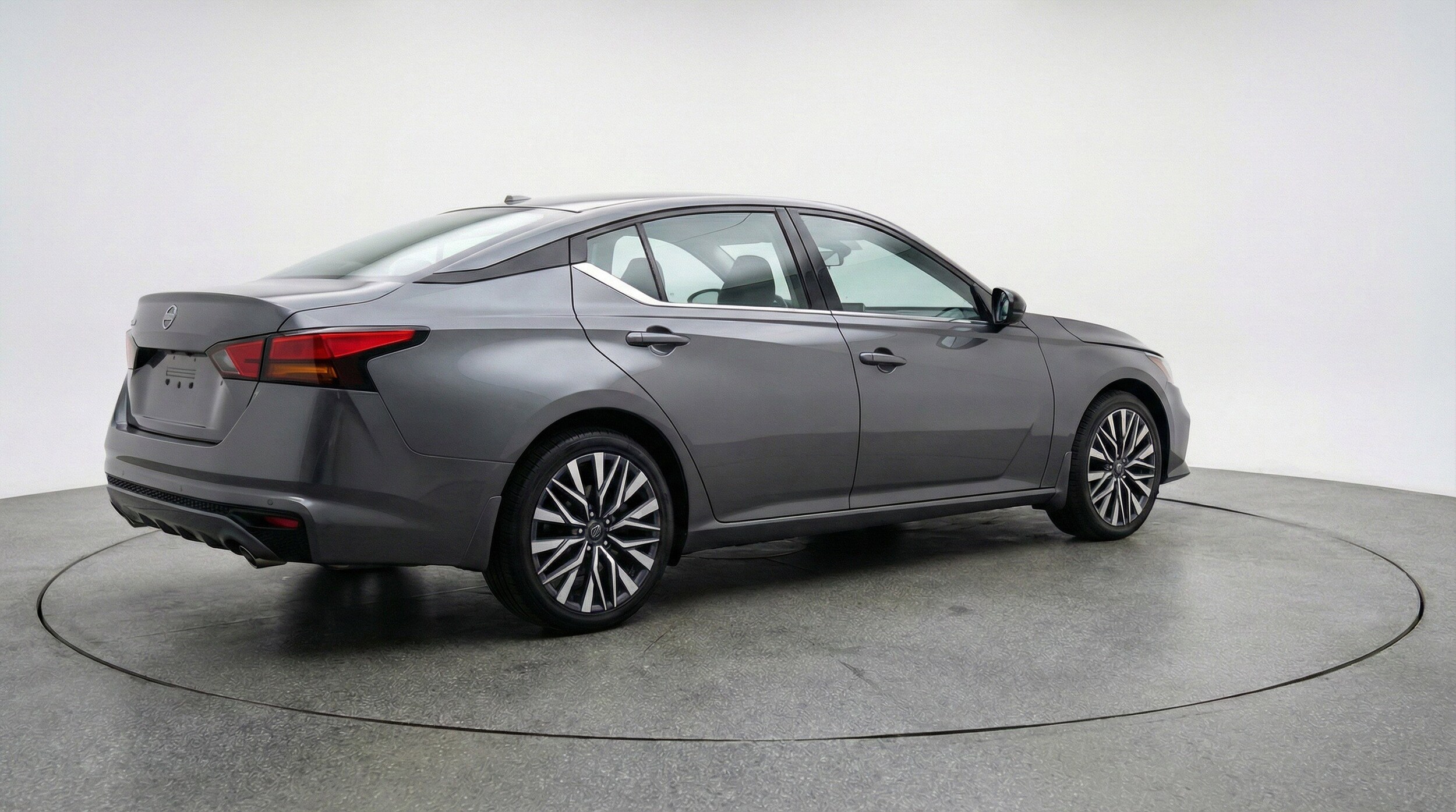 Thumbnail: 2025 Nissan Altima - 9