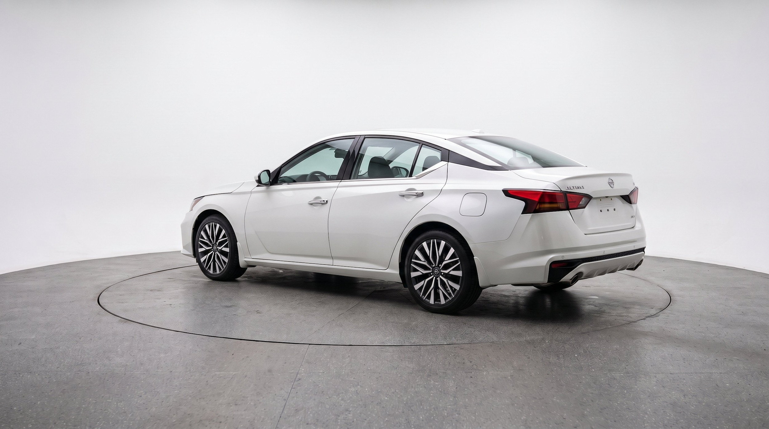 Thumbnail: 2025 Nissan Altima - 6