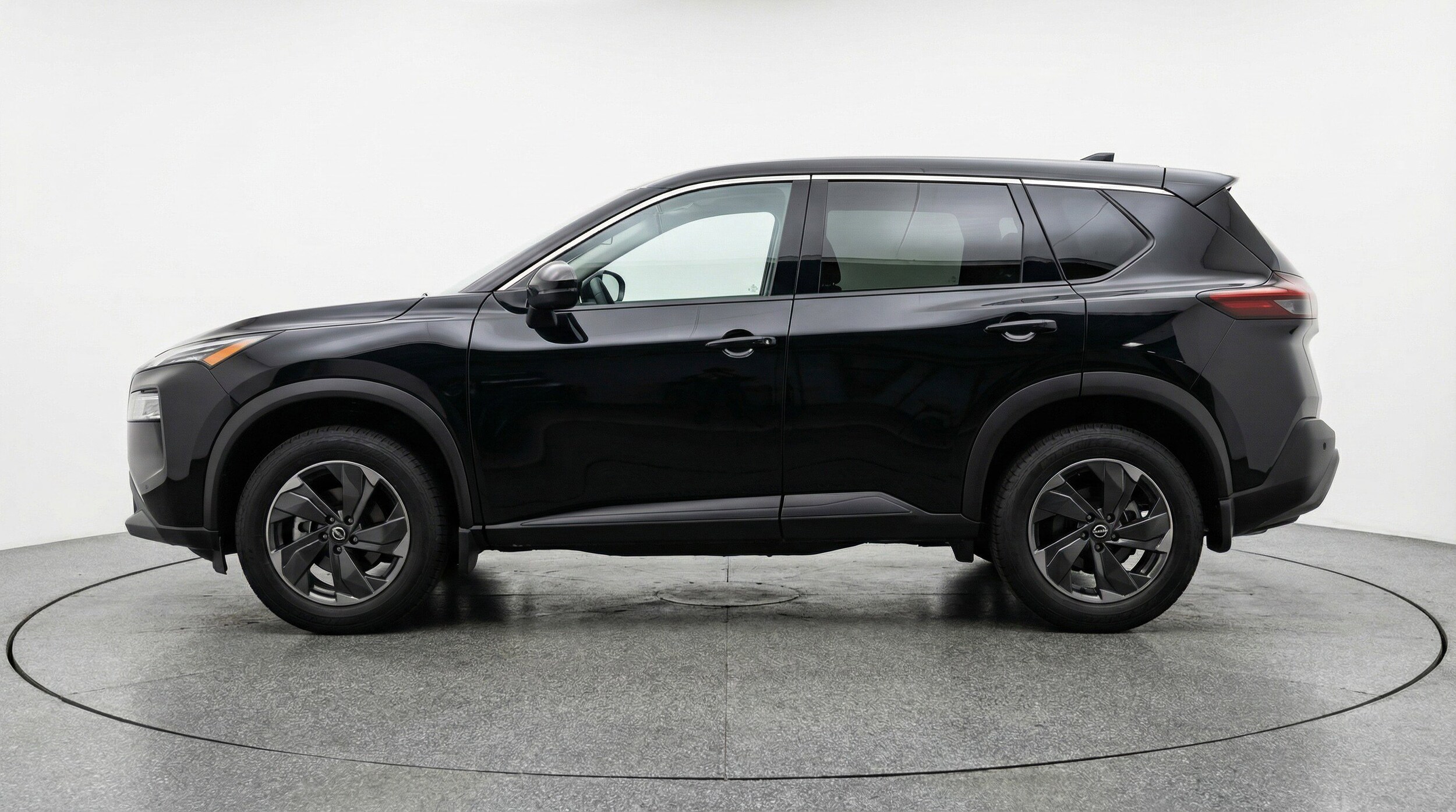 Thumbnail: 2025 Nissan Rogue - 5